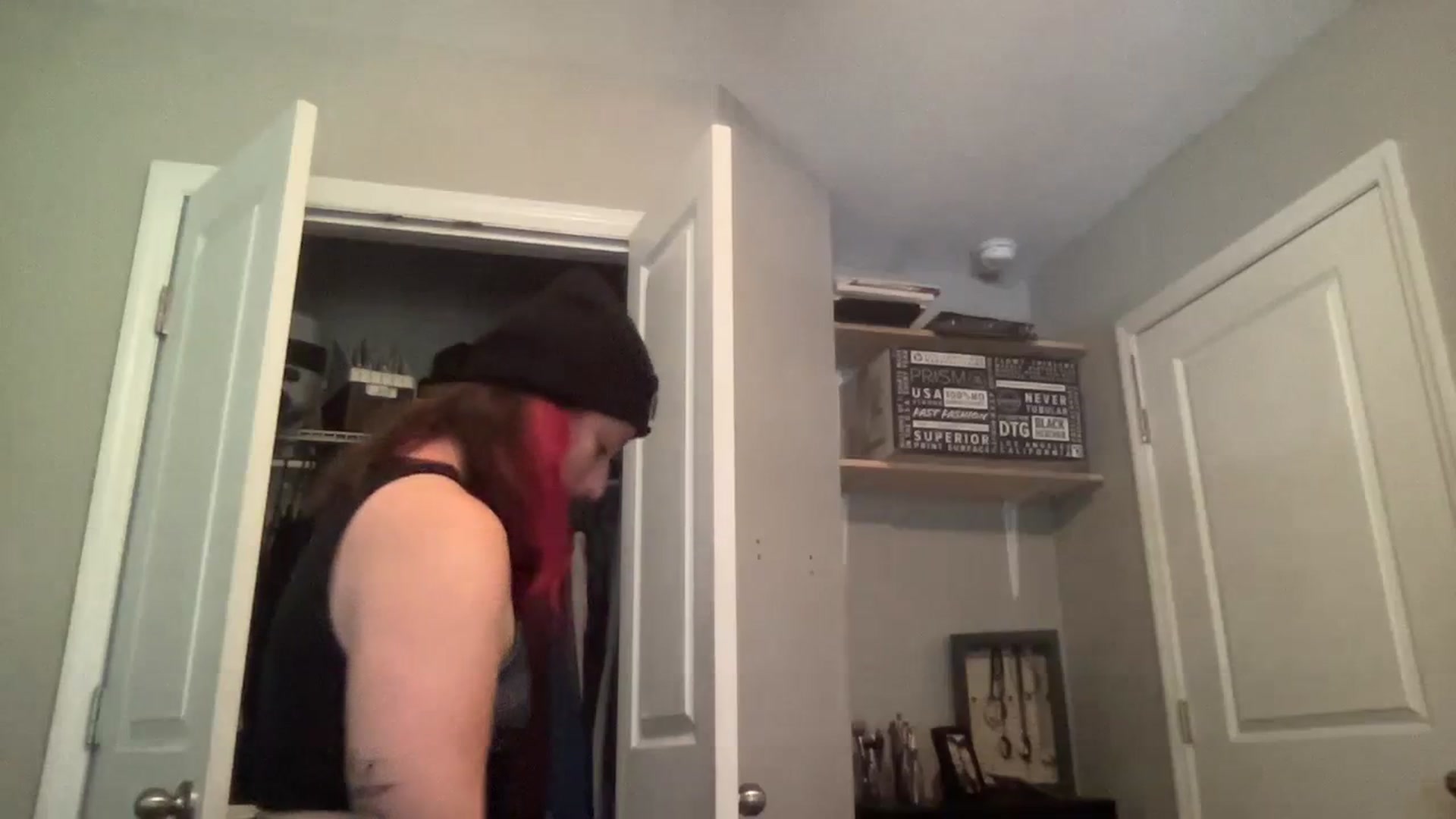 Gallery image thumbnail from Avery_Madison's myfreecams stream on, 10/21/2023, 14:45 image 16 of 20