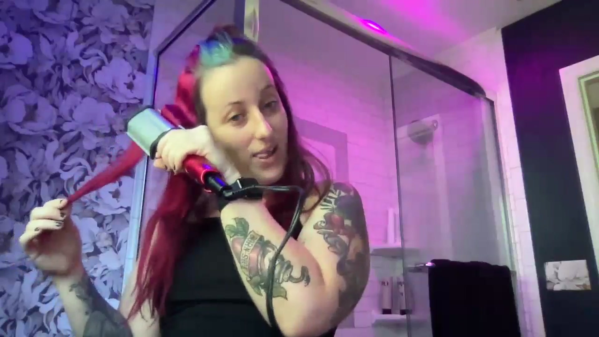 Gallery image thumbnail from Avery_Madison's myfreecams stream on, 07/22/2024, 13:43 image 8 of 20
