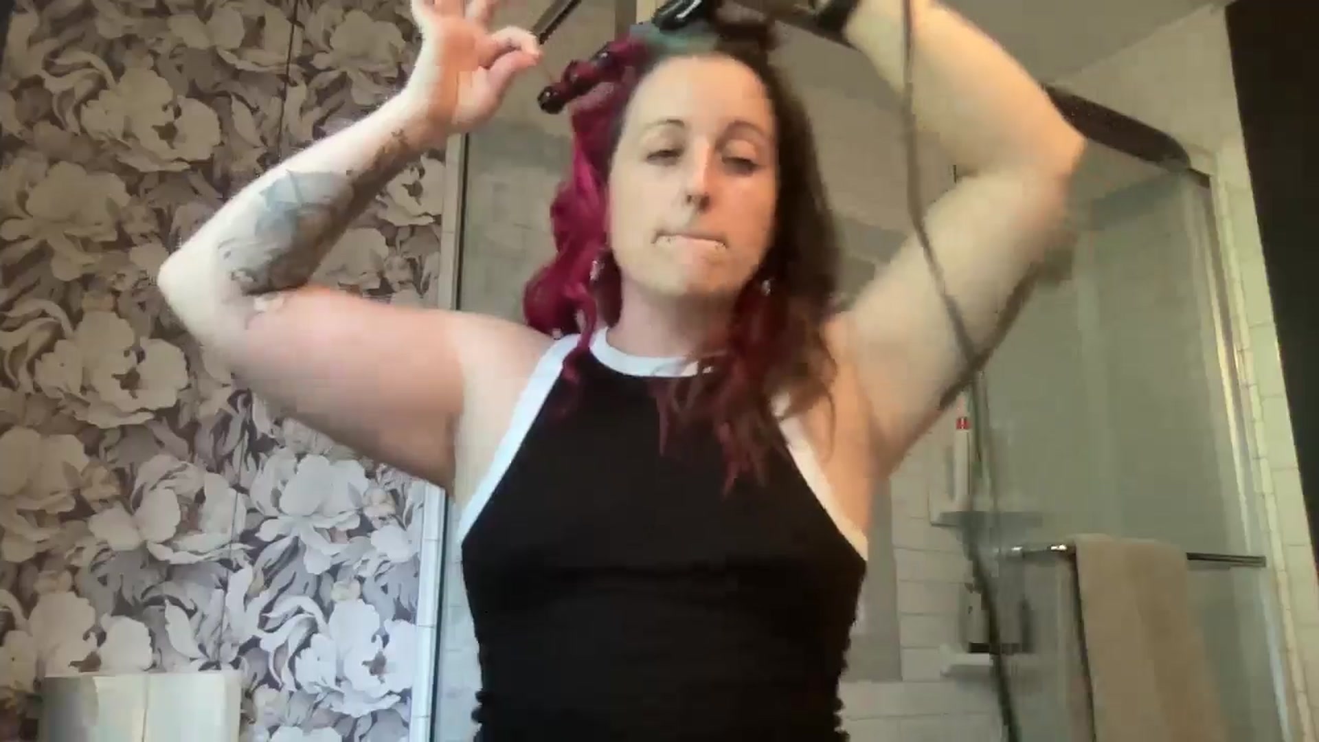 Gallery image thumbnail from Avery_Madison's myfreecams stream on, 07/31/2024, 13:31 image 13 of 20