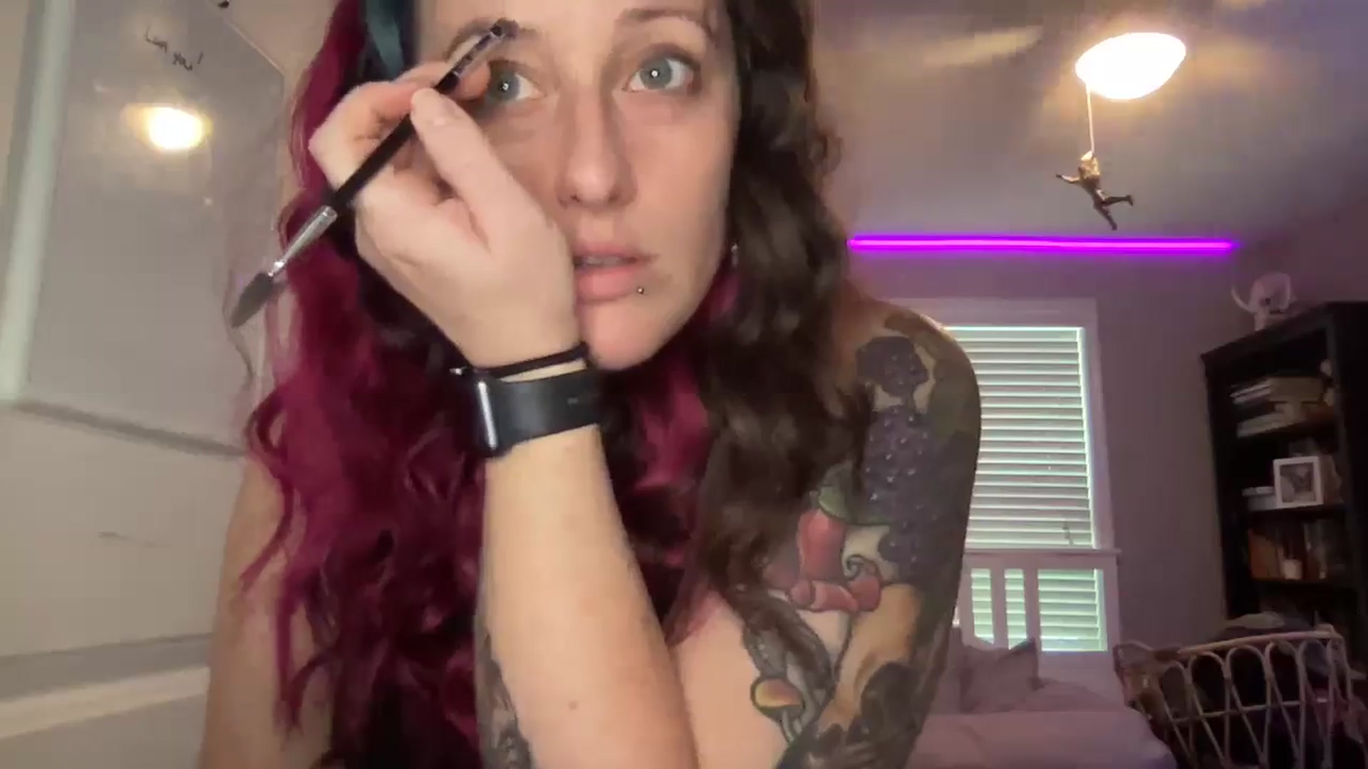 Gallery image thumbnail from Avery_Madison's myfreecams stream on, 07/31/2024, 14:02 image 13 of 20