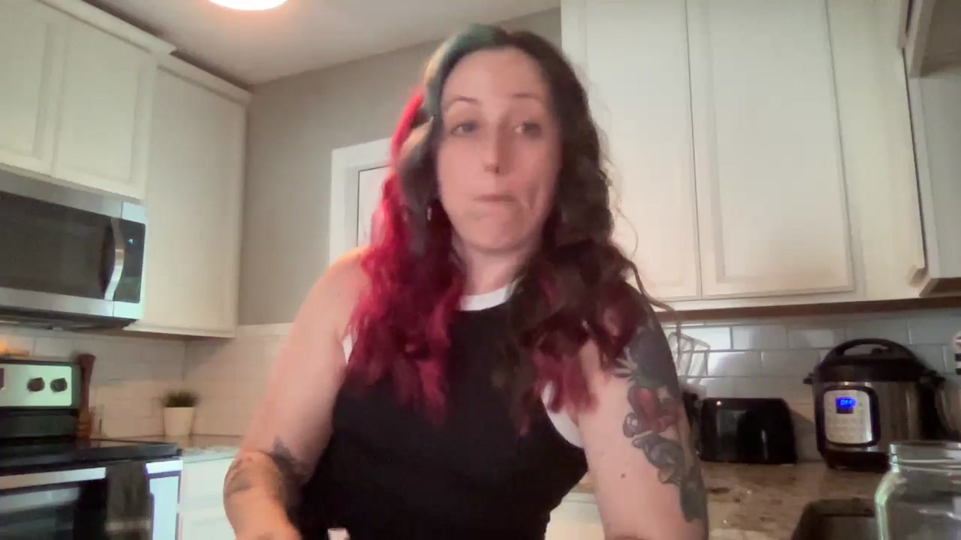 Gallery image thumbnail from Avery_Madison's myfreecams stream on, 07/31/2024, 14:02 image 7 of 20