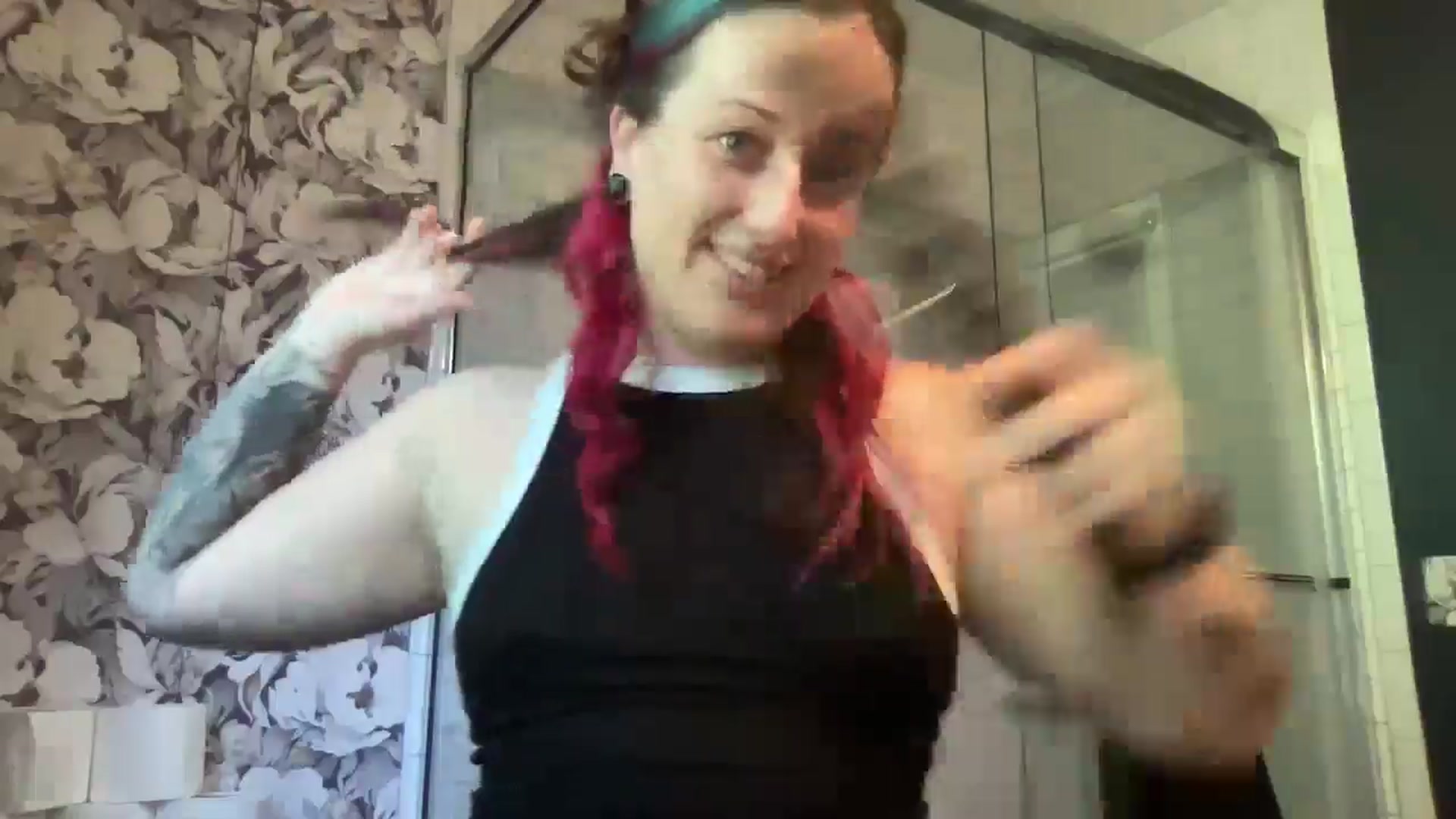 Gallery image thumbnail from Avery_Madison's myfreecams stream on, 08/02/2024, 12:53 image 7 of 20