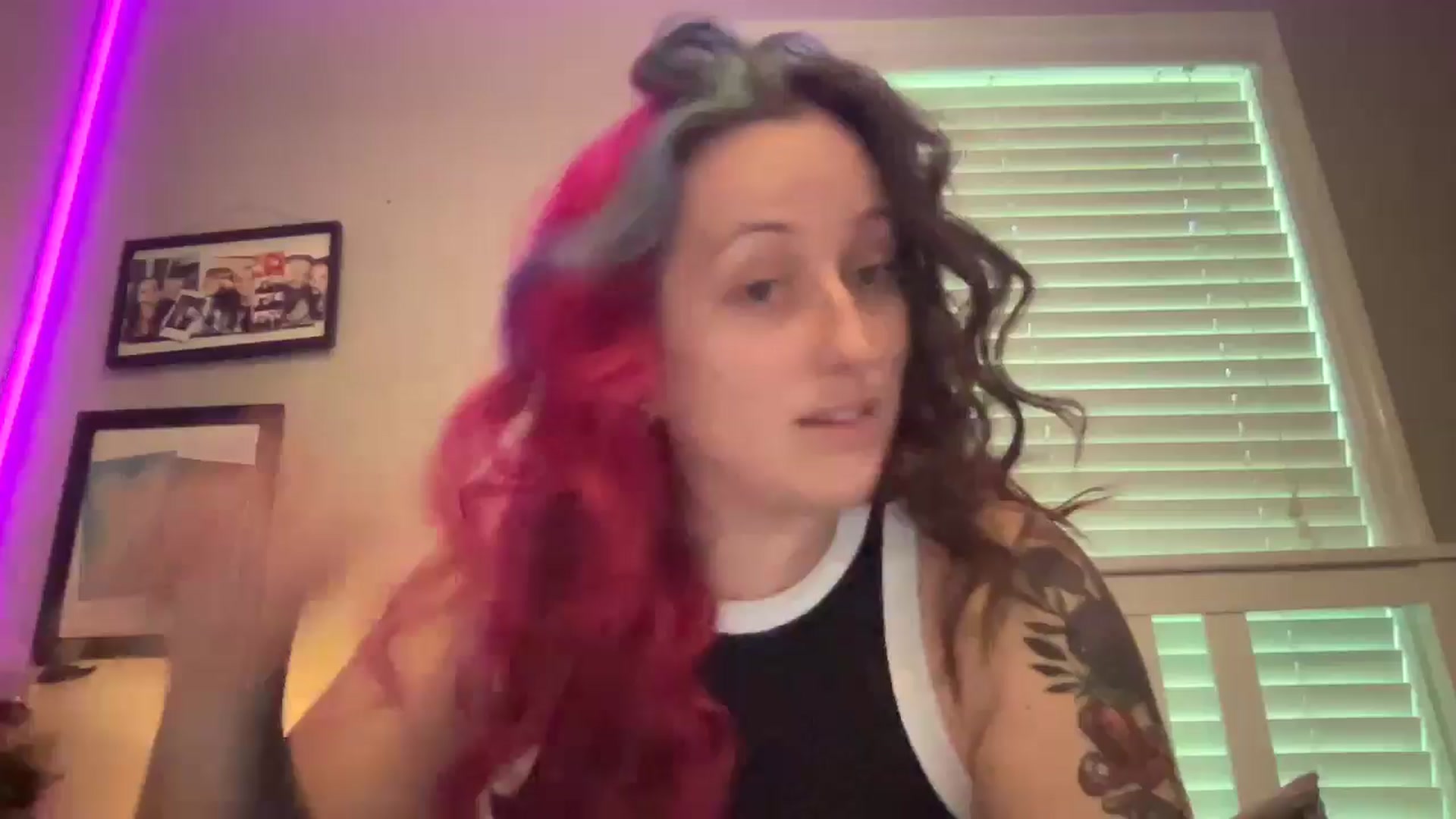 Gallery image thumbnail from Avery_Madison's myfreecams stream on, 08/02/2024, 13:19 image 16 of 20
