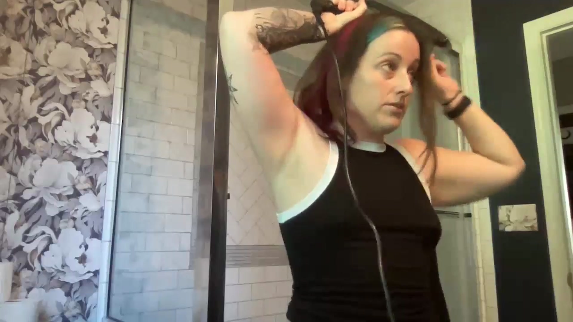 Gallery image thumbnail from Avery_Madison's myfreecams stream on, 08/02/2024, 13:19 image 7 of 20