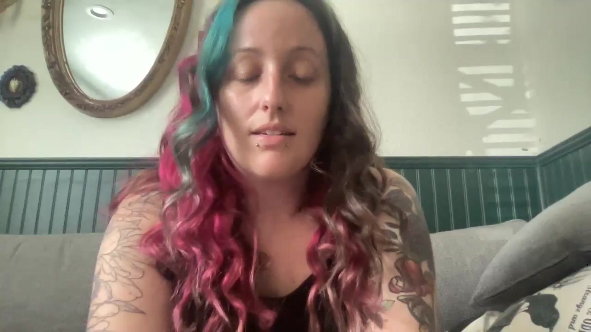 Gallery image thumbnail from Avery_Madison's myfreecams stream on, 08/31/2024, 15:36 image 17 of 20
