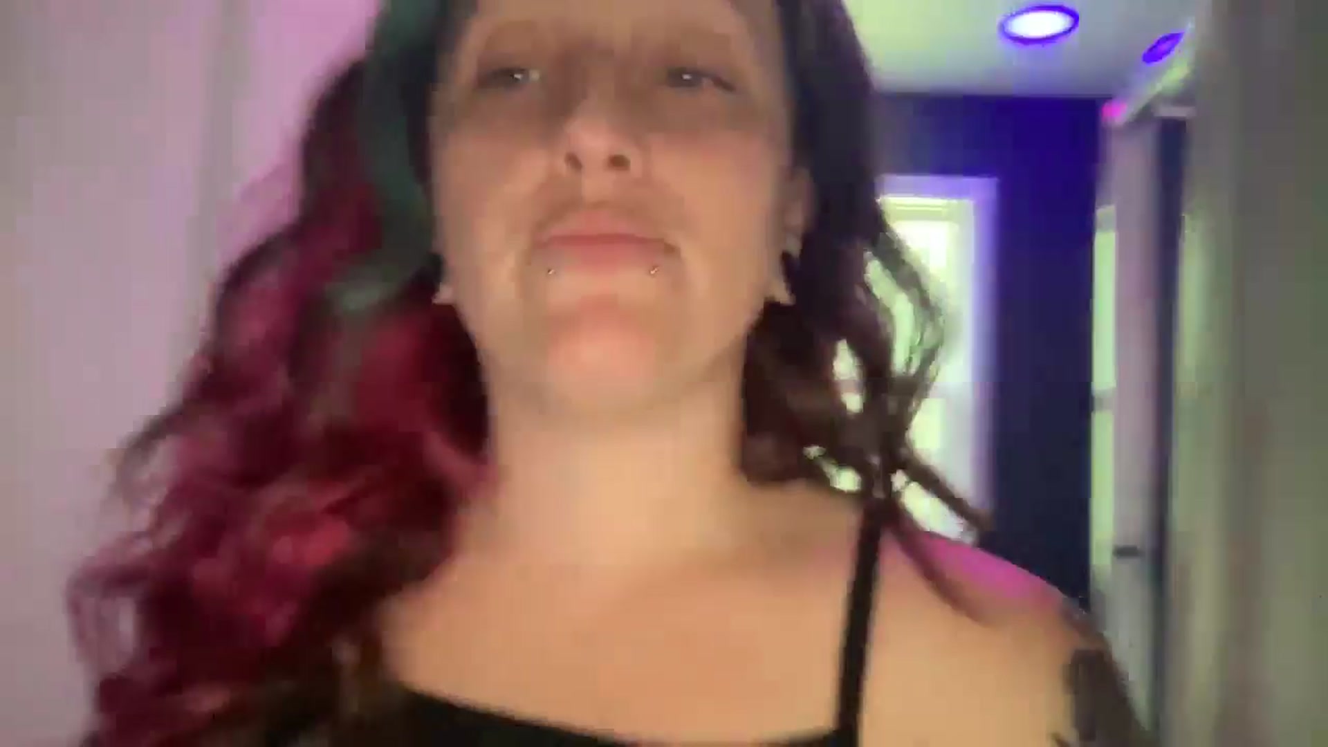 Gallery image thumbnail from Avery_Madison's myfreecams stream on, 08/31/2024, 15:36 image 8 of 20