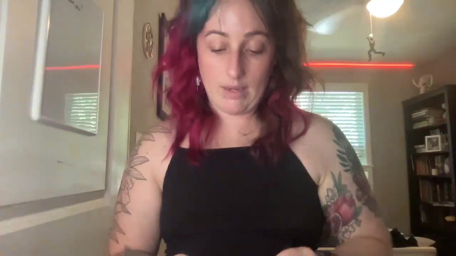 Gallery image thumbnail from Avery_Madison's myfreecams stream on, 09/23/2024, 15:06 image 14 of 20