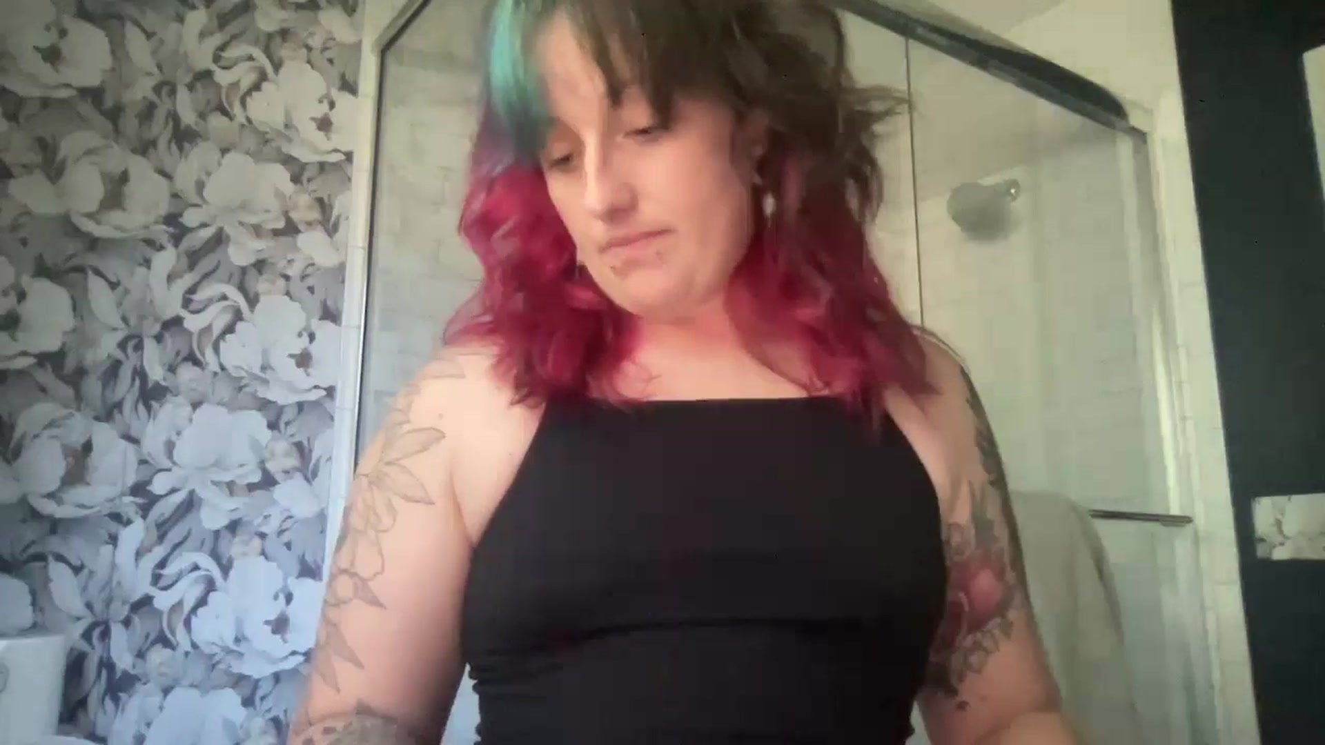 Gallery image thumbnail from Avery_Madison's myfreecams stream on, 09/23/2024, 15:06 image 2 of 20