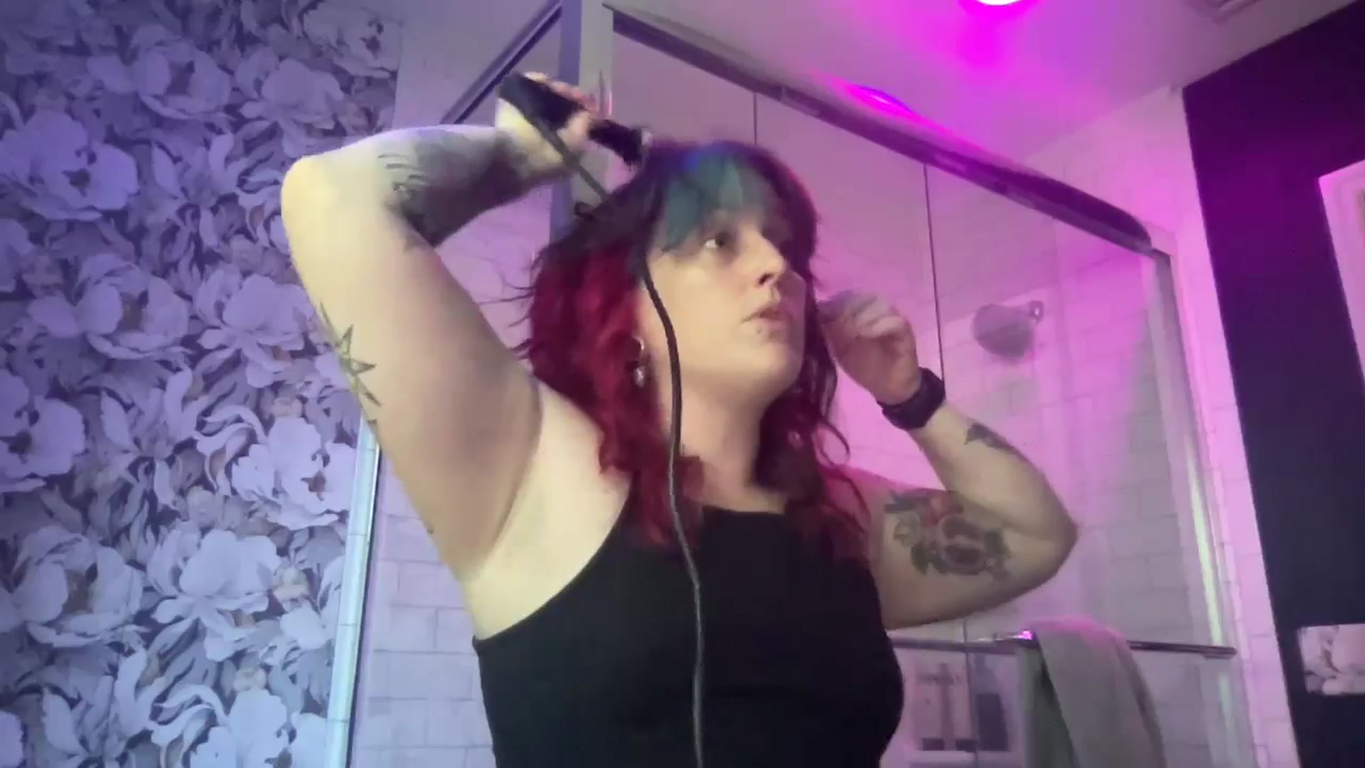 Gallery image thumbnail from Avery_Madison's myfreecams stream on, 09/23/2024, 15:06 image 7 of 20