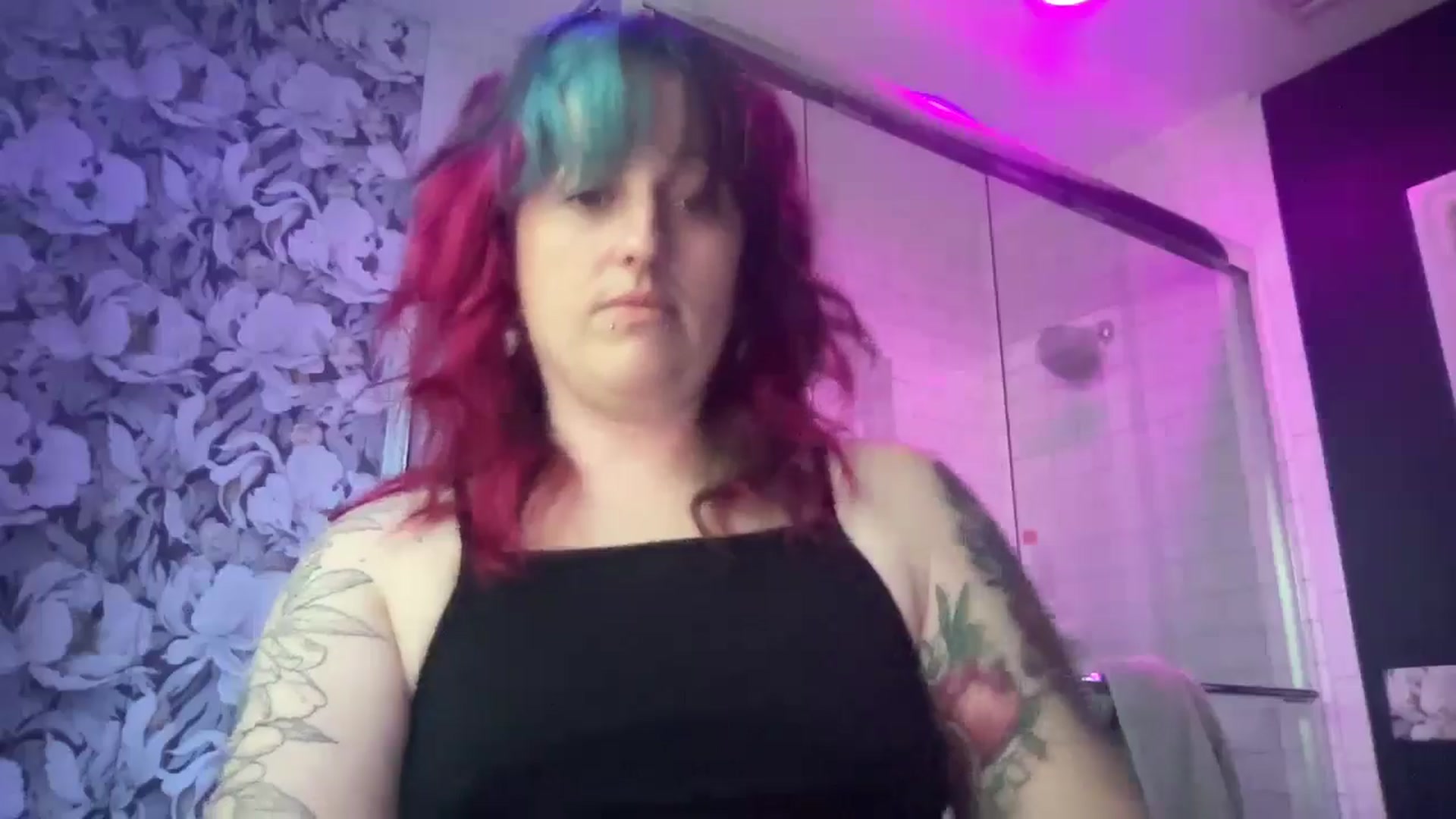 Gallery image thumbnail from Avery_Madison's myfreecams stream on, 09/23/2024, 15:06 image 8 of 20