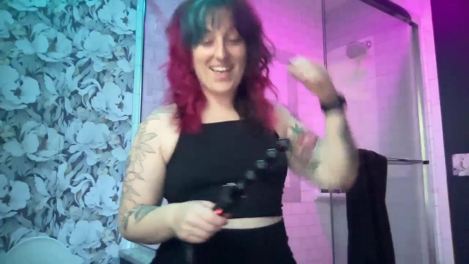 Gallery image thumbnail from Avery_Madison's myfreecams stream on, 10/03/2024, 13:23 image 2 of 20