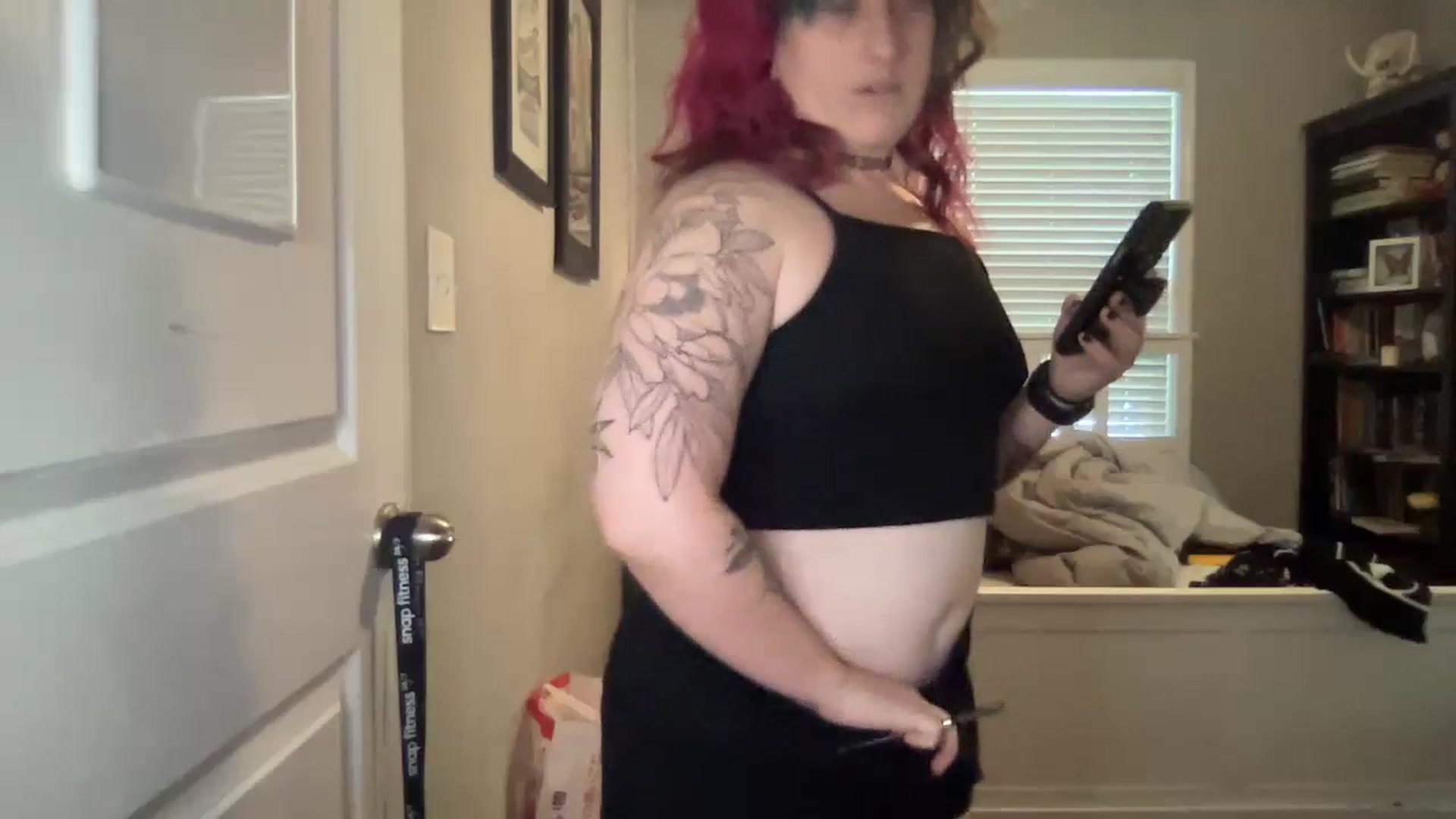 Gallery image thumbnail from Avery_Madison's myfreecams stream on, 10/03/2024, 13:23 image 7 of 20