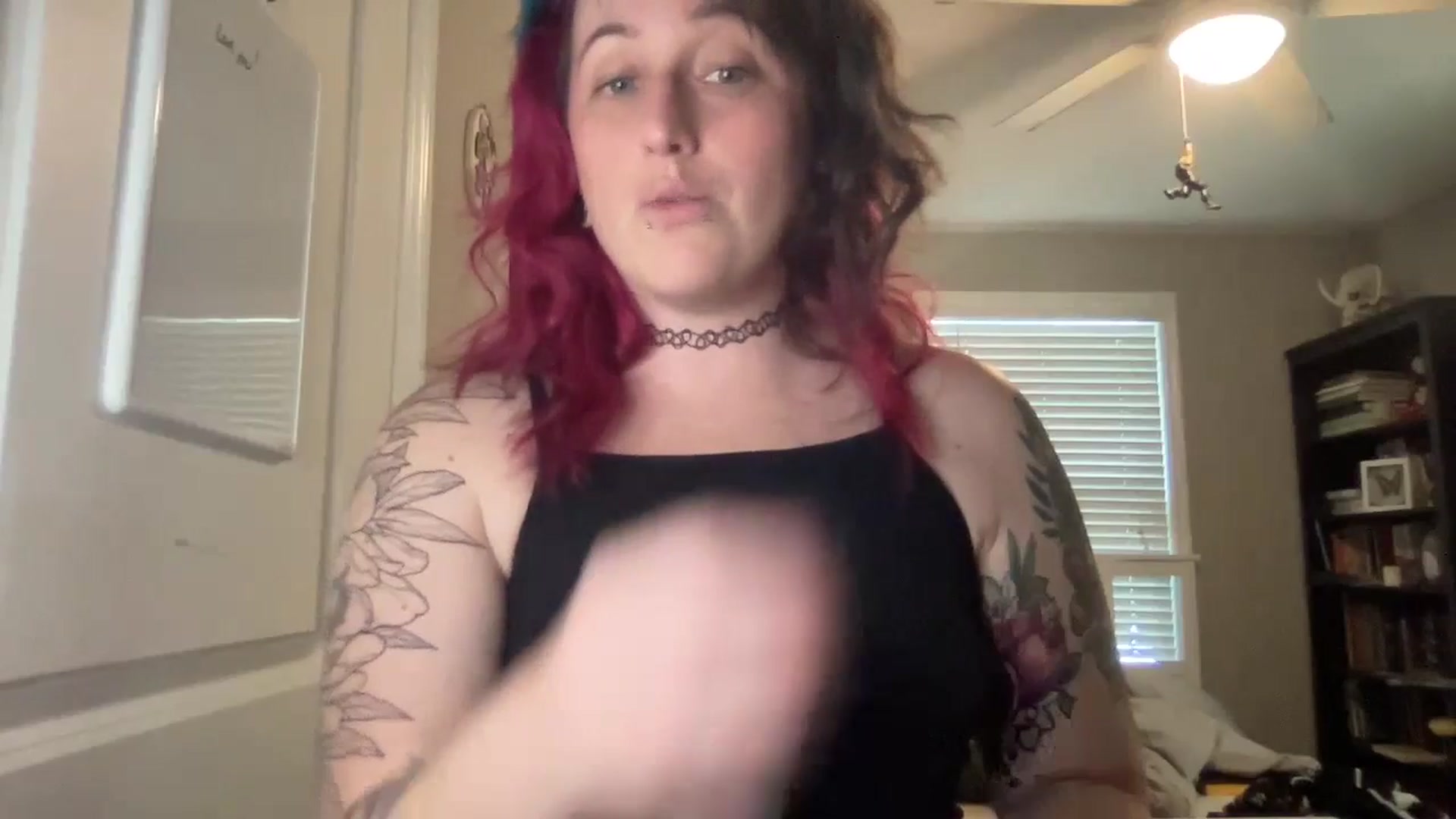 Gallery image thumbnail from Avery_Madison's myfreecams stream on, 10/03/2024, 13:23 image 13 of 20