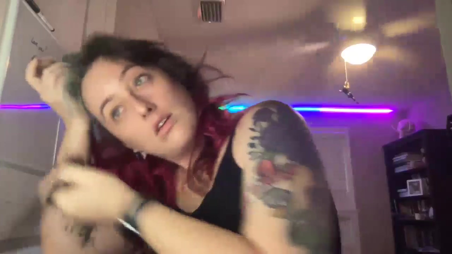 Gallery image thumbnail from Avery_Madison's myfreecams stream on, 10/10/2024, 14:19 image 3 of 20