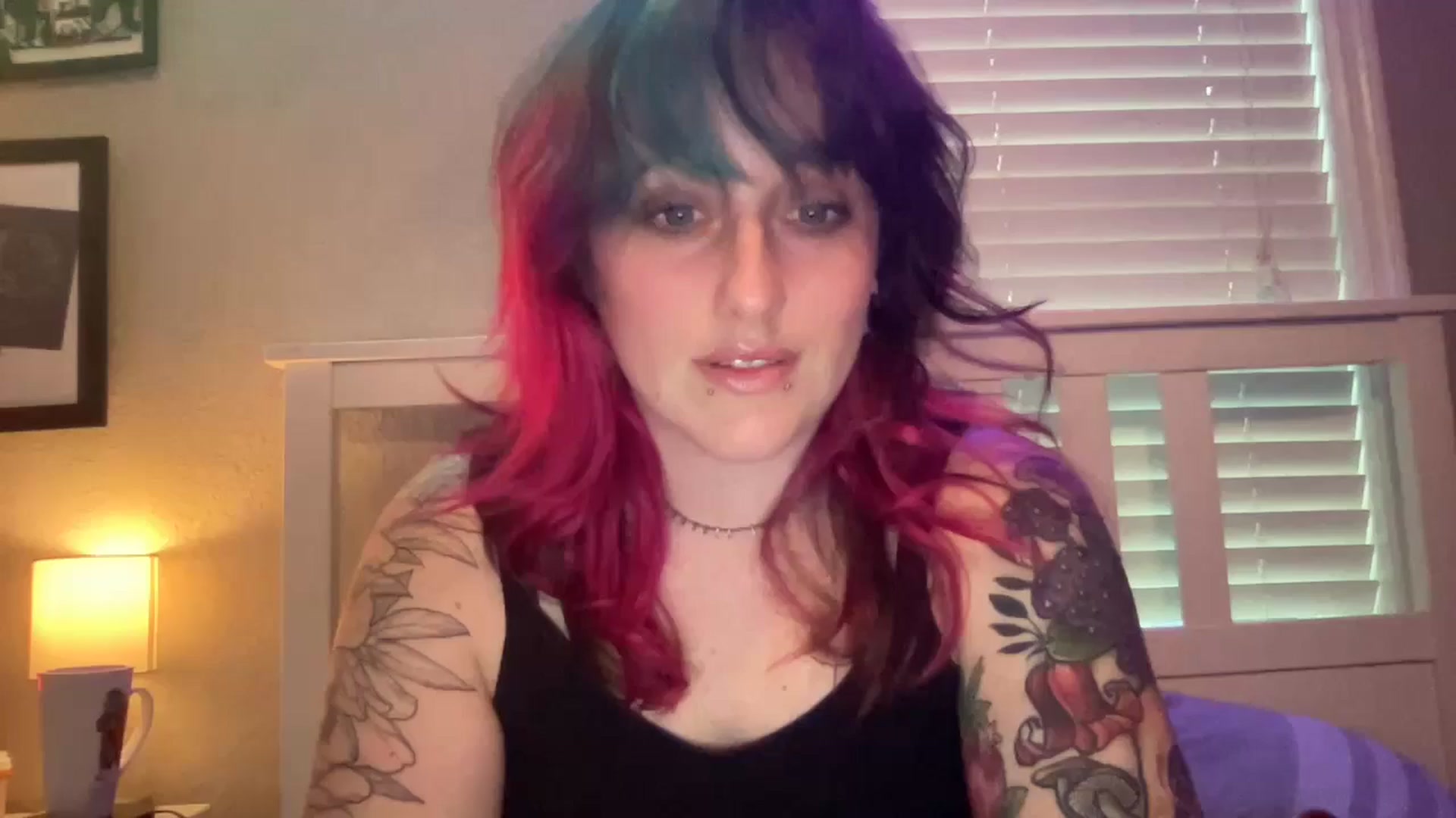 Gallery image thumbnail from Avery_Madison's myfreecams stream on, 10/10/2024, 14:19 image 9 of 20