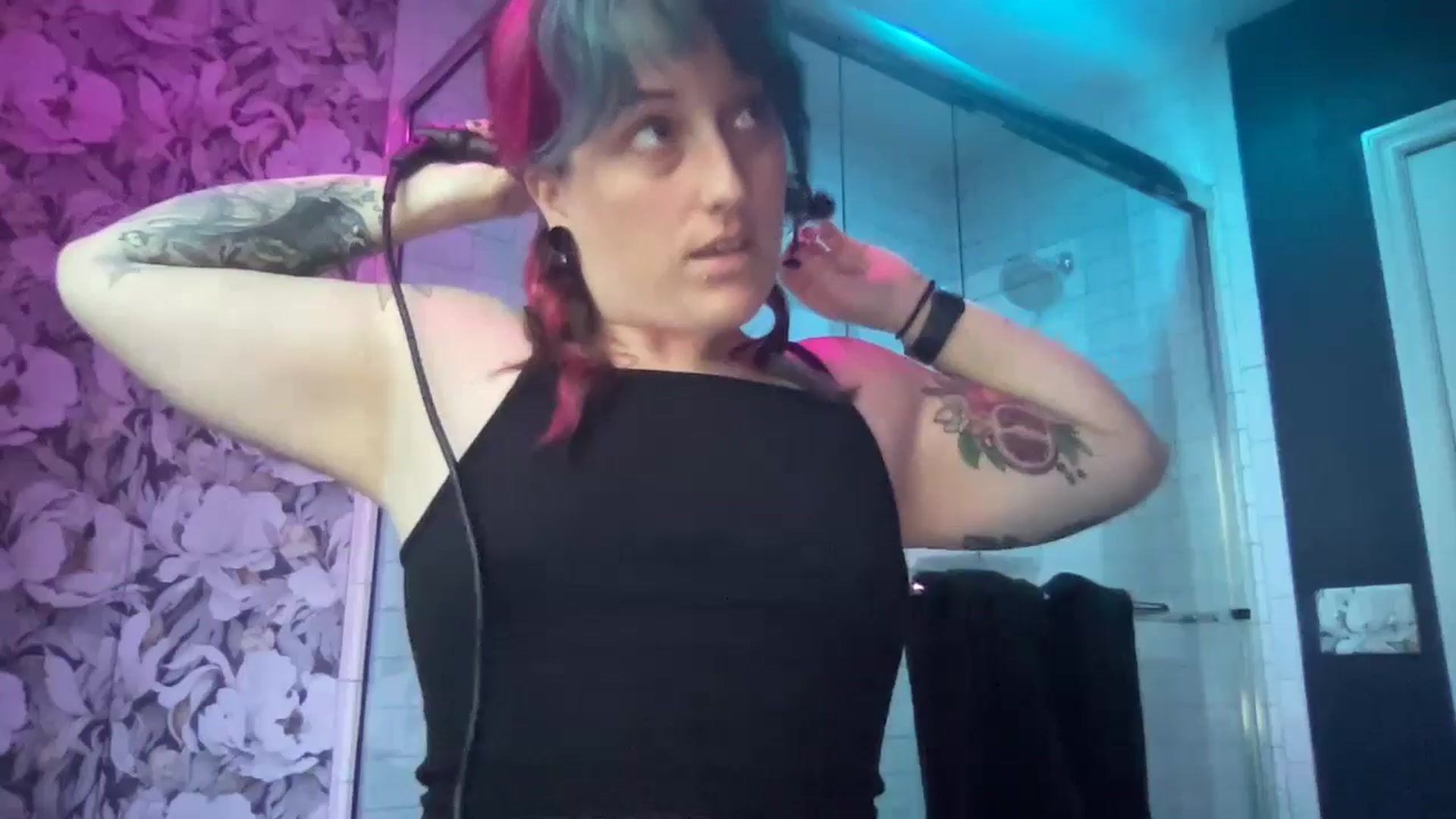 Gallery image thumbnail from Avery_Madison's myfreecams stream on, 11/26/2024, 14:42 image 2 of 20
