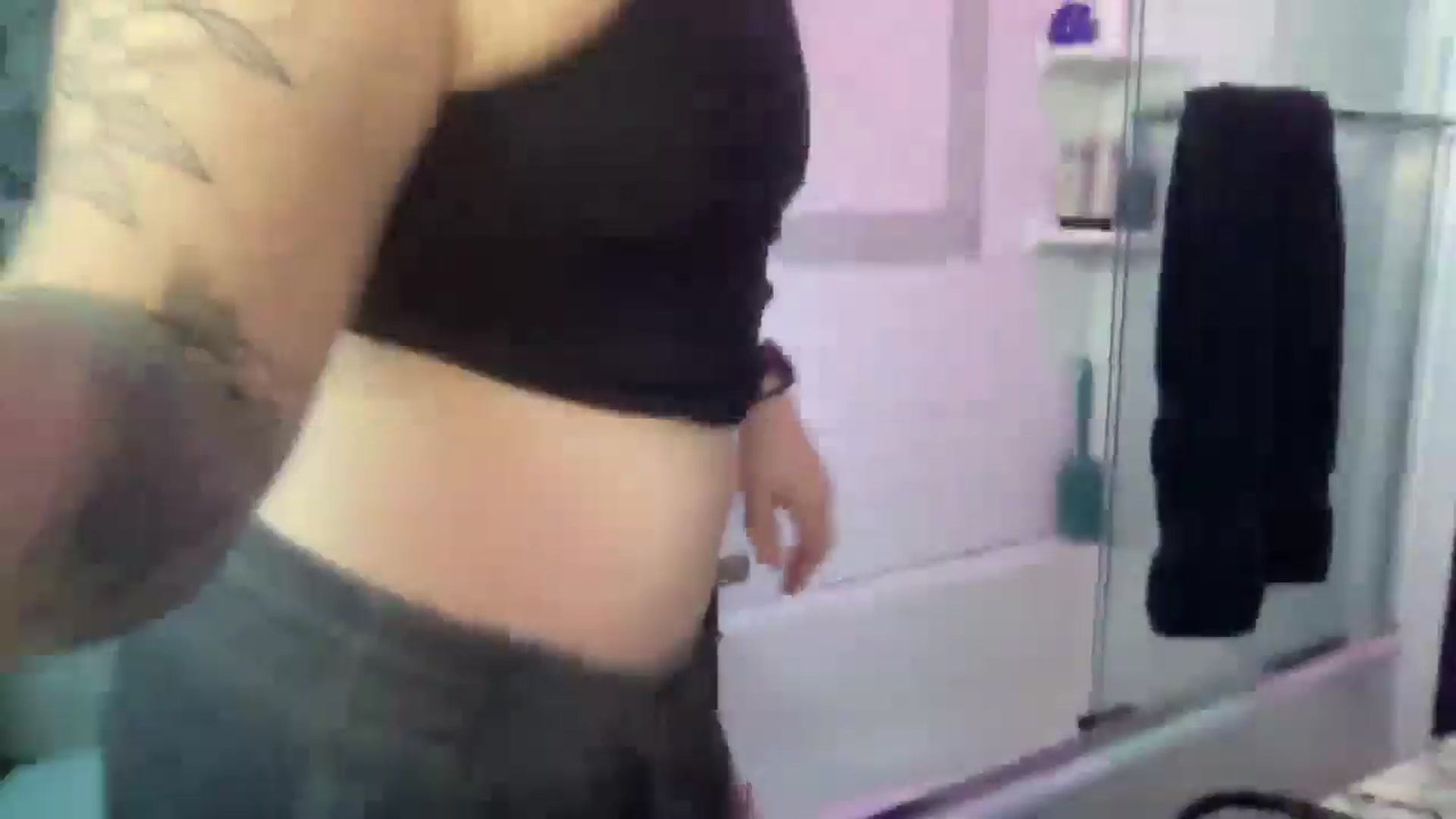 Gallery image thumbnail from Avery_Madison's myfreecams stream on, 01/14/2025, 14:52 image 8 of 20