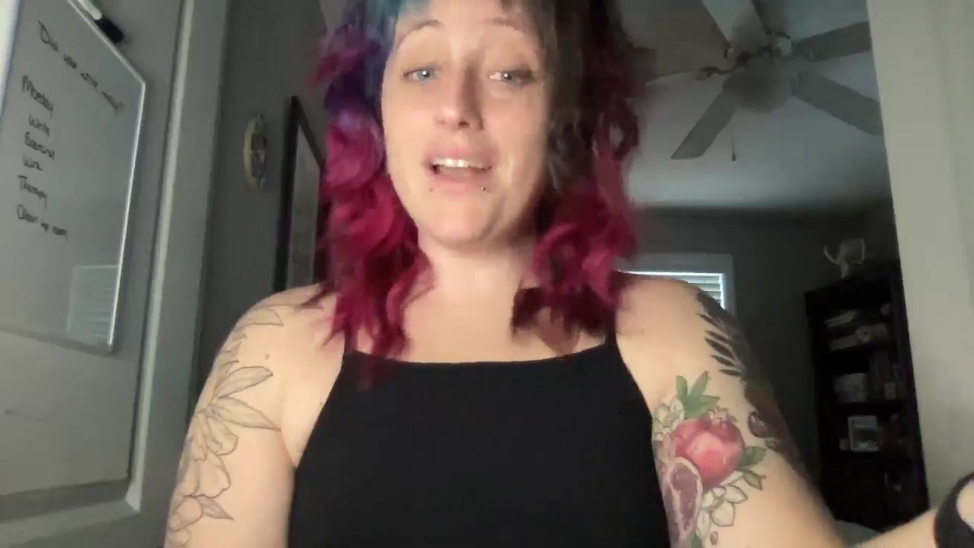 Gallery image thumbnail from Avery_Madison's myfreecams stream on, 01/16/2025, 13:43 image 16 of 20