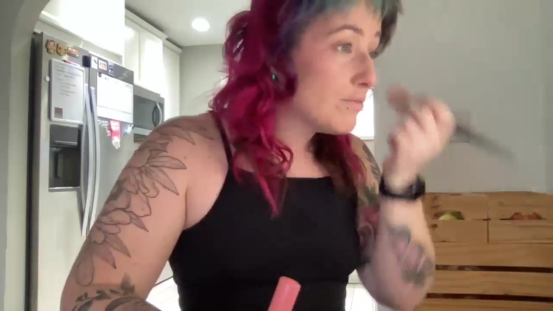 Gallery image thumbnail from Avery_Madison's myfreecams stream on, 01/27/2025, 14:44 image 17 of 20