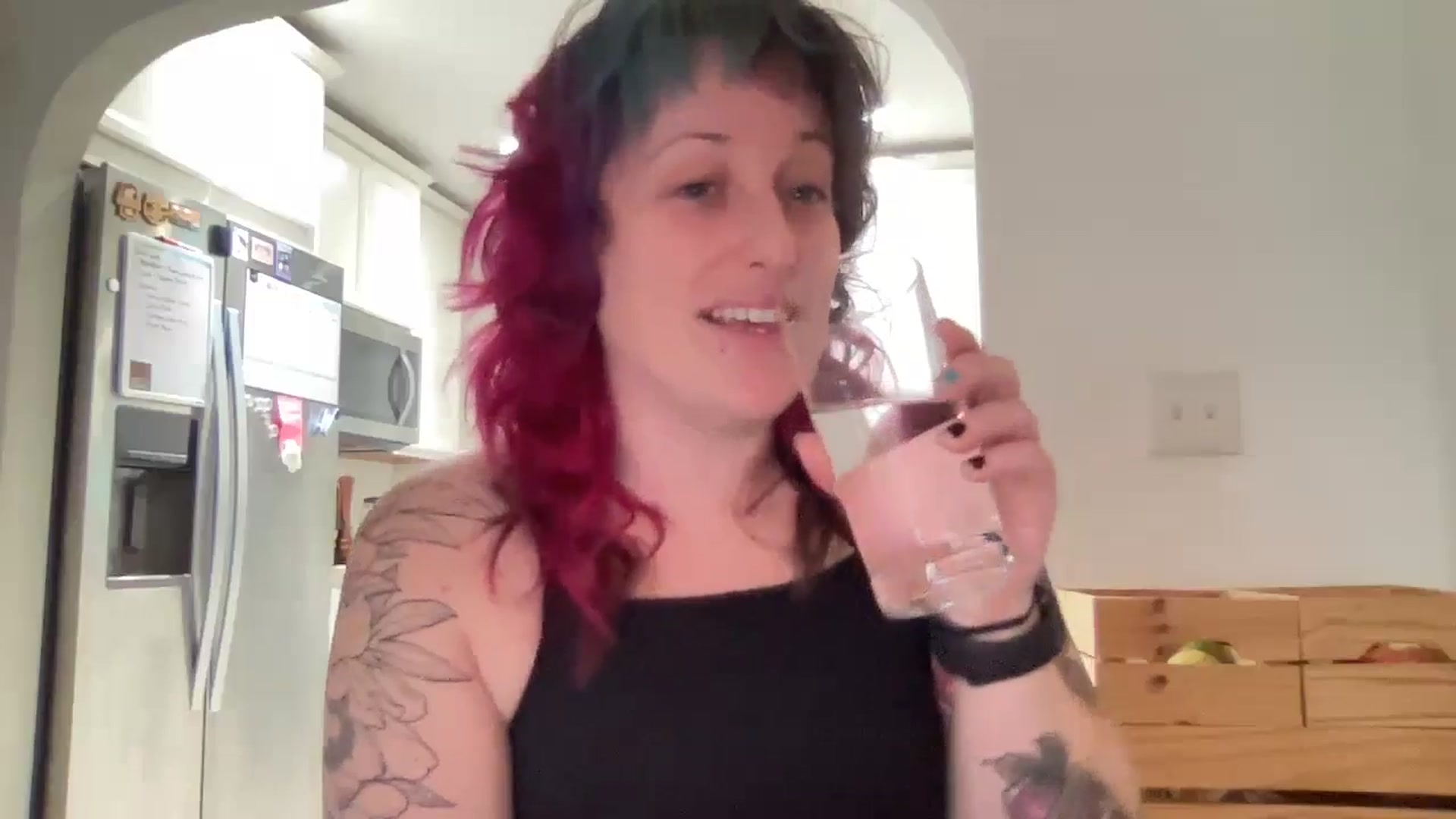 Gallery image thumbnail from Avery_Madison's myfreecams stream on, 01/27/2025, 14:44 image 10 of 20