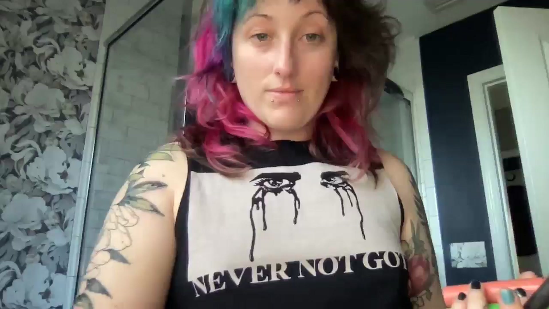 Gallery image thumbnail from Avery_Madison's myfreecams stream on, 02/18/2025, 14:22 image 2 of 20