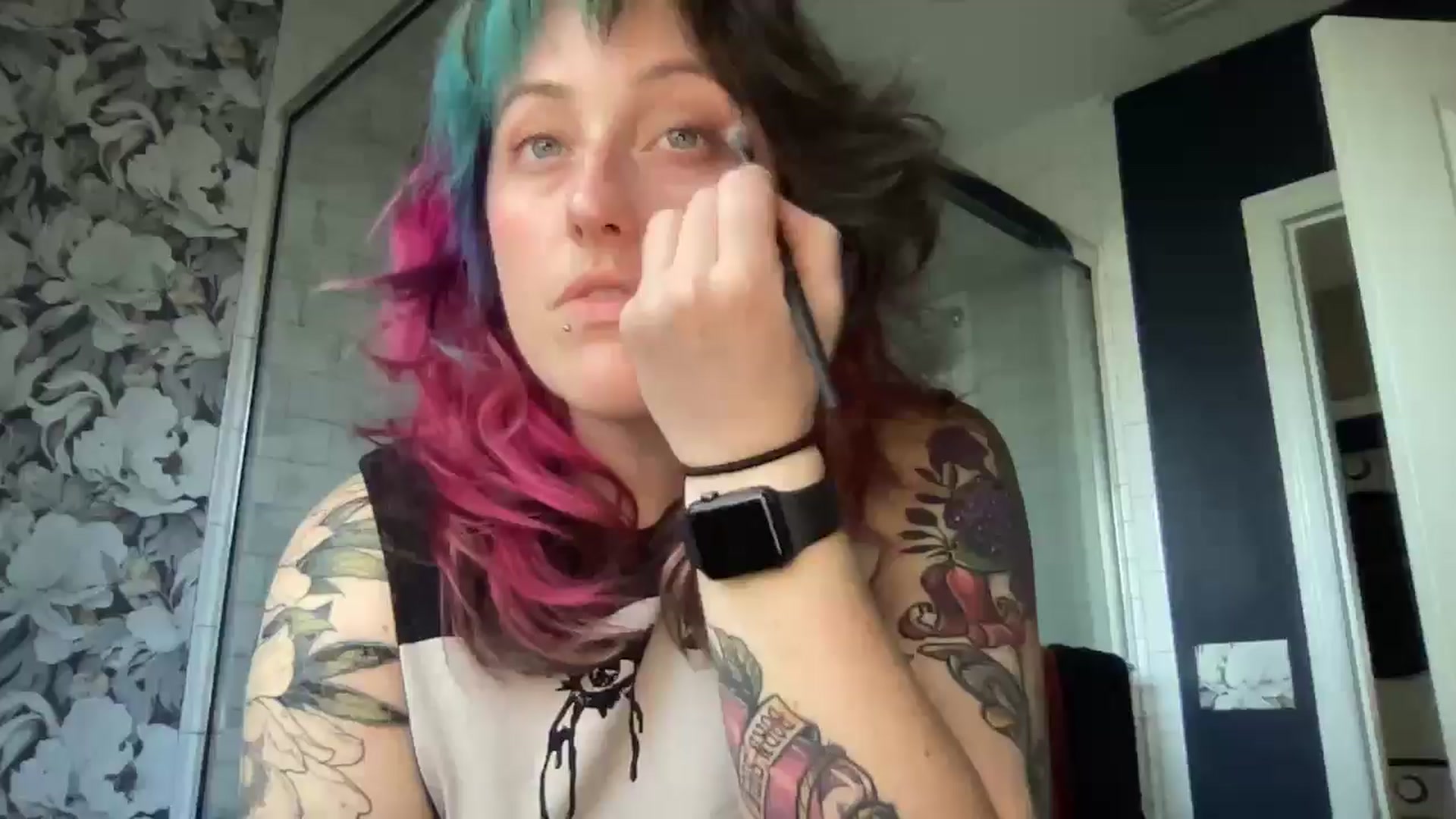 Gallery image thumbnail from Avery_Madison's myfreecams stream on, 02/18/2025, 14:22 image 5 of 20