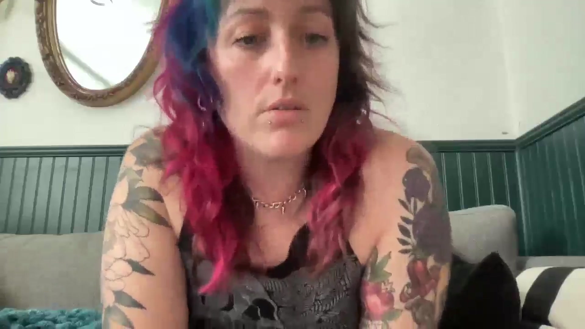 Gallery image thumbnail from Avery_Madison's myfreecams stream on, 03/31/2025, 14:20 image 6 of 20