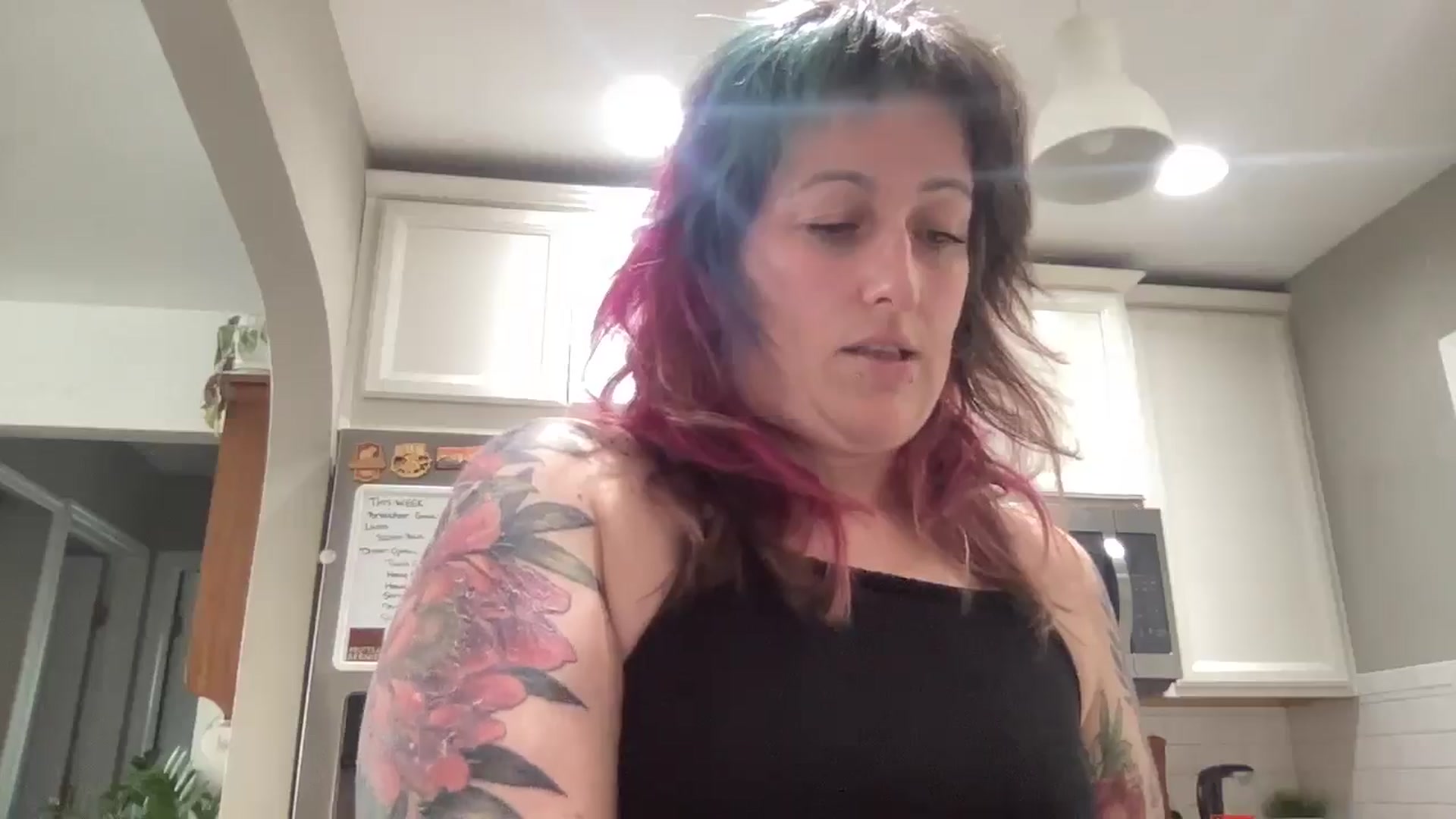 Gallery image thumbnail from Avery_Madison's myfreecams stream on, 04/21/2025, 14:31 image 7 of 20