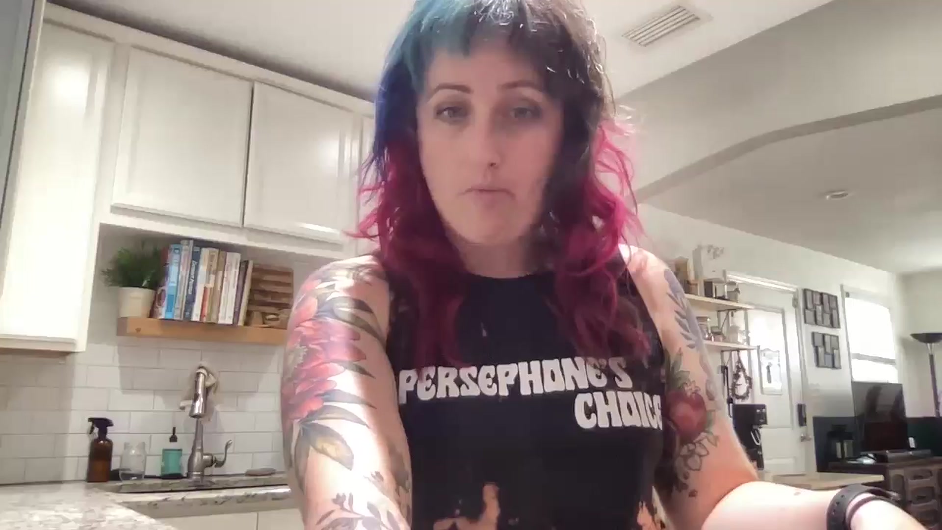 Gallery image thumbnail from Avery_Madison's myfreecams stream on, 05/15/2025, 13:32 image 9 of 20