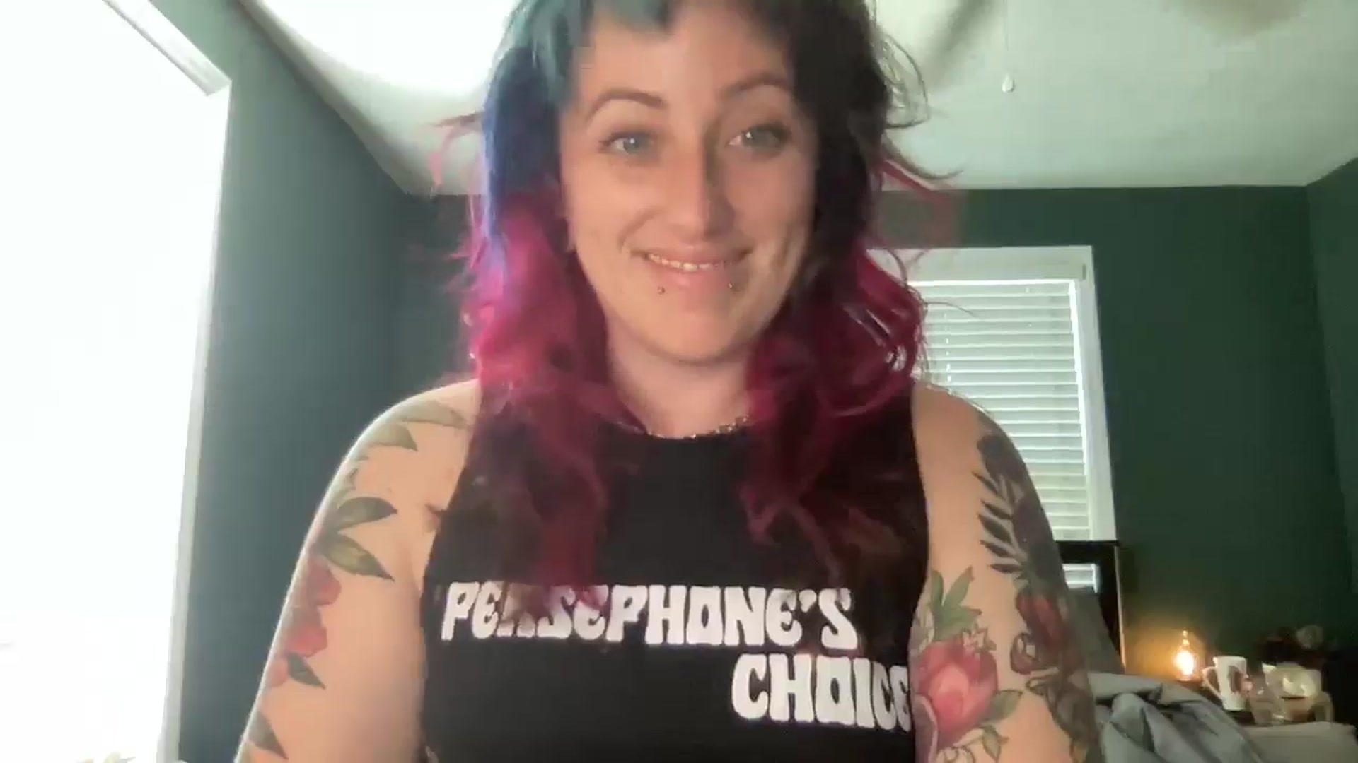 Gallery image thumbnail from Avery_Madison's myfreecams stream on, 05/15/2025, 13:32 image 2 of 20