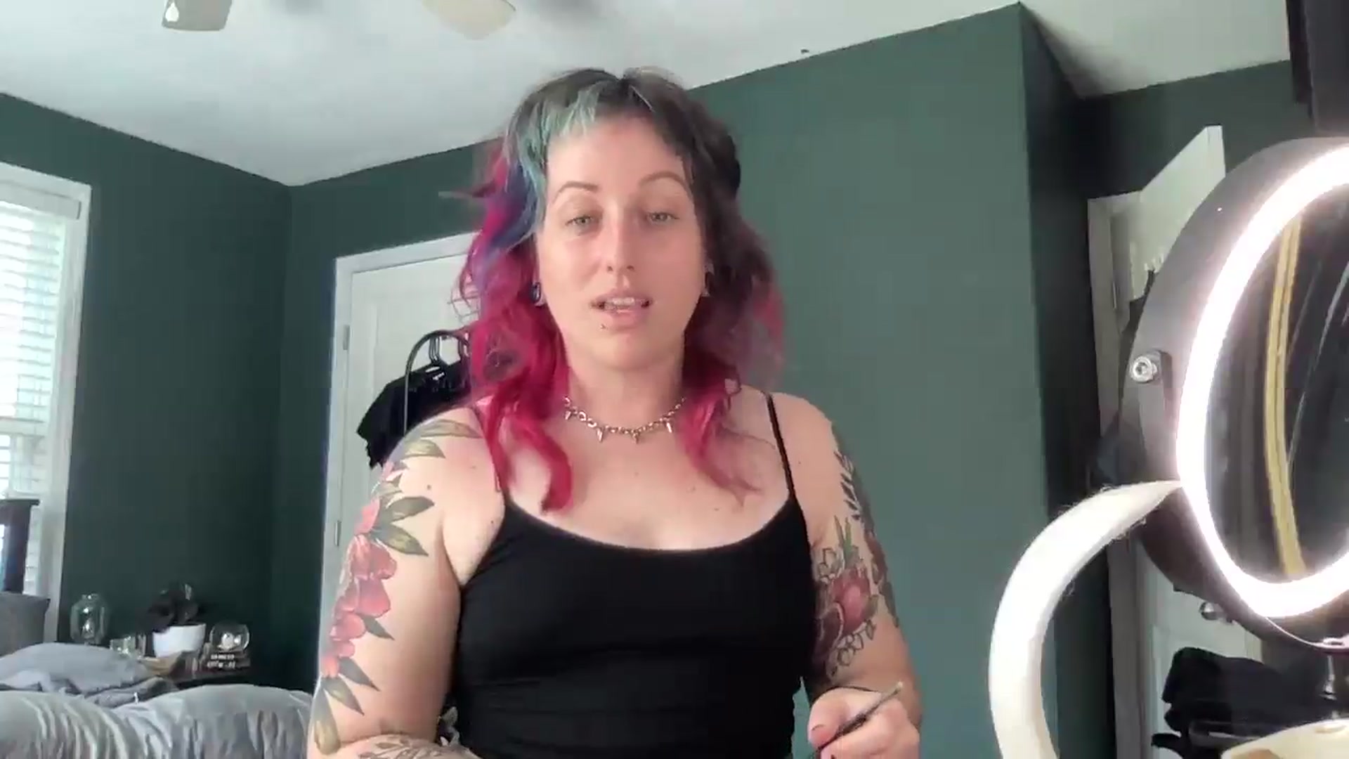 Gallery image thumbnail from Avery_Madison's myfreecams stream on, 06/02/2025, 14:53 image 3 of 20