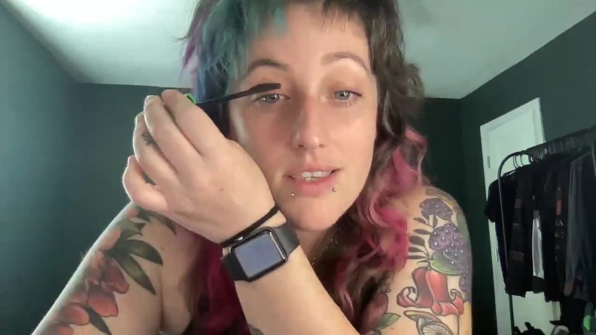 Gallery image thumbnail from Avery_Madison's myfreecams stream on, 06/09/2025, 13:33 image 3 of 20