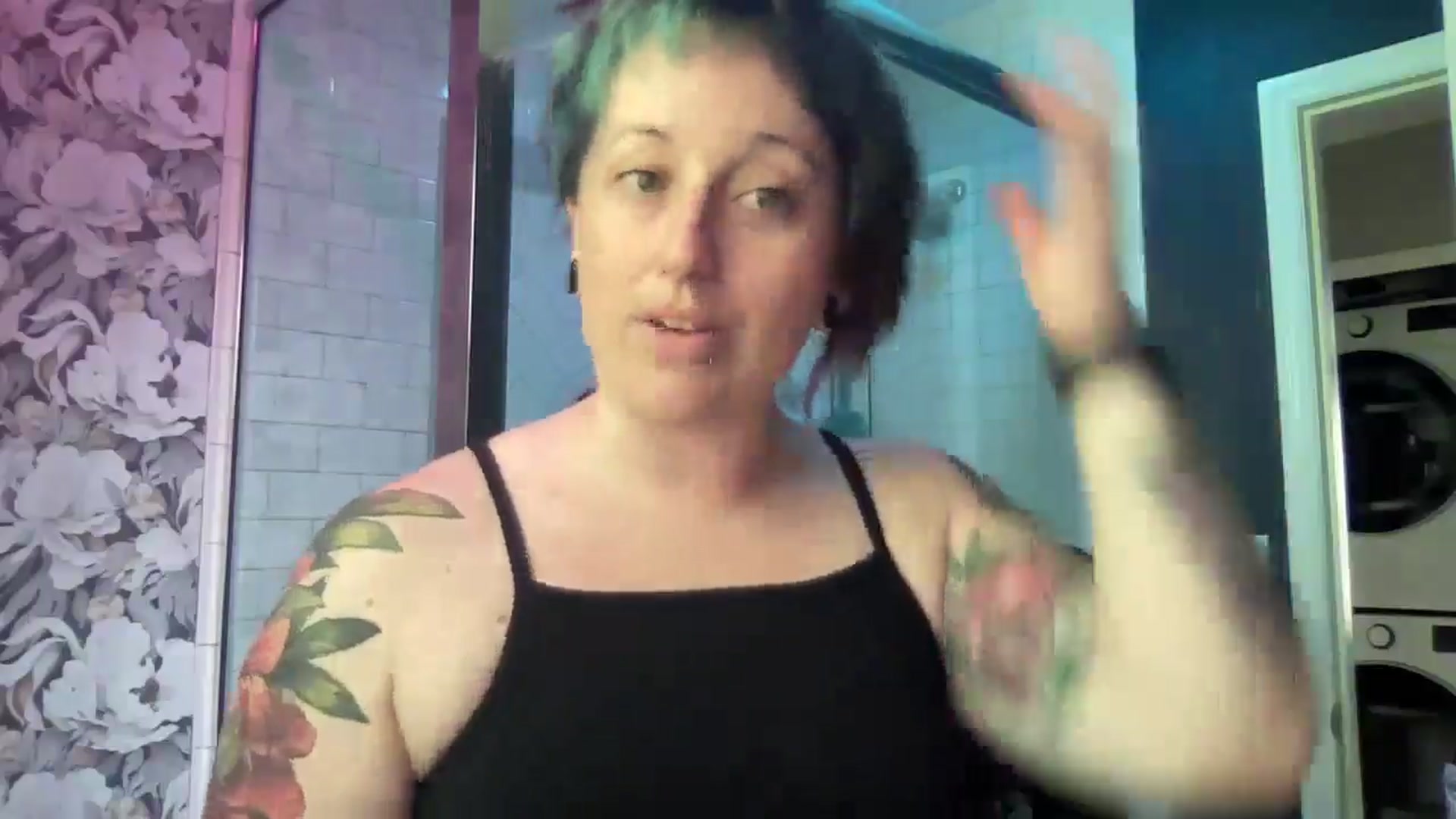Gallery image thumbnail from Avery_Madison's myfreecams stream on, 06/12/2025, 13:23 image 9 of 20