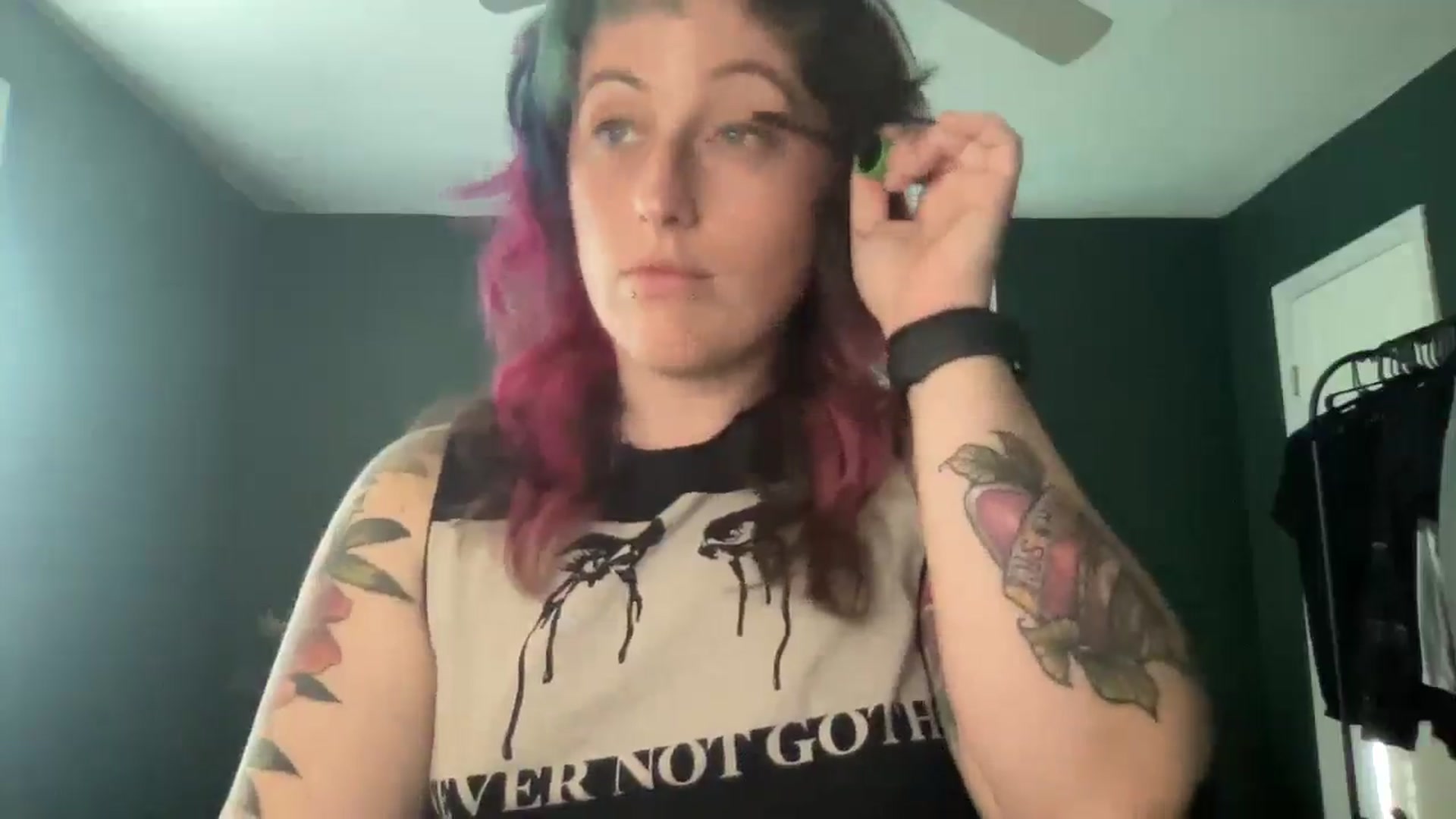 Gallery image thumbnail from Avery_Madison's myfreecams stream on, 06/16/2025, 12:45 image 2 of 20