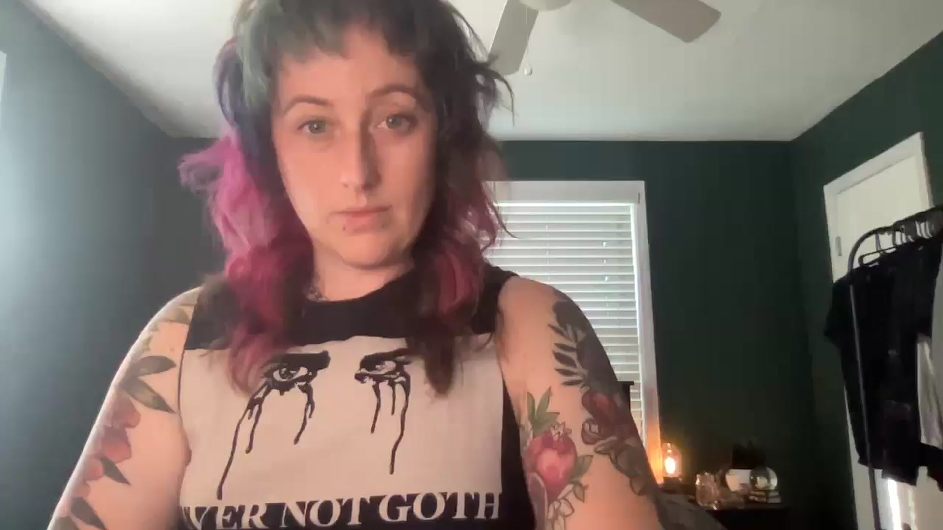 Gallery image thumbnail from Avery_Madison's myfreecams stream on, 06/16/2025, 12:45 image 1 of 20