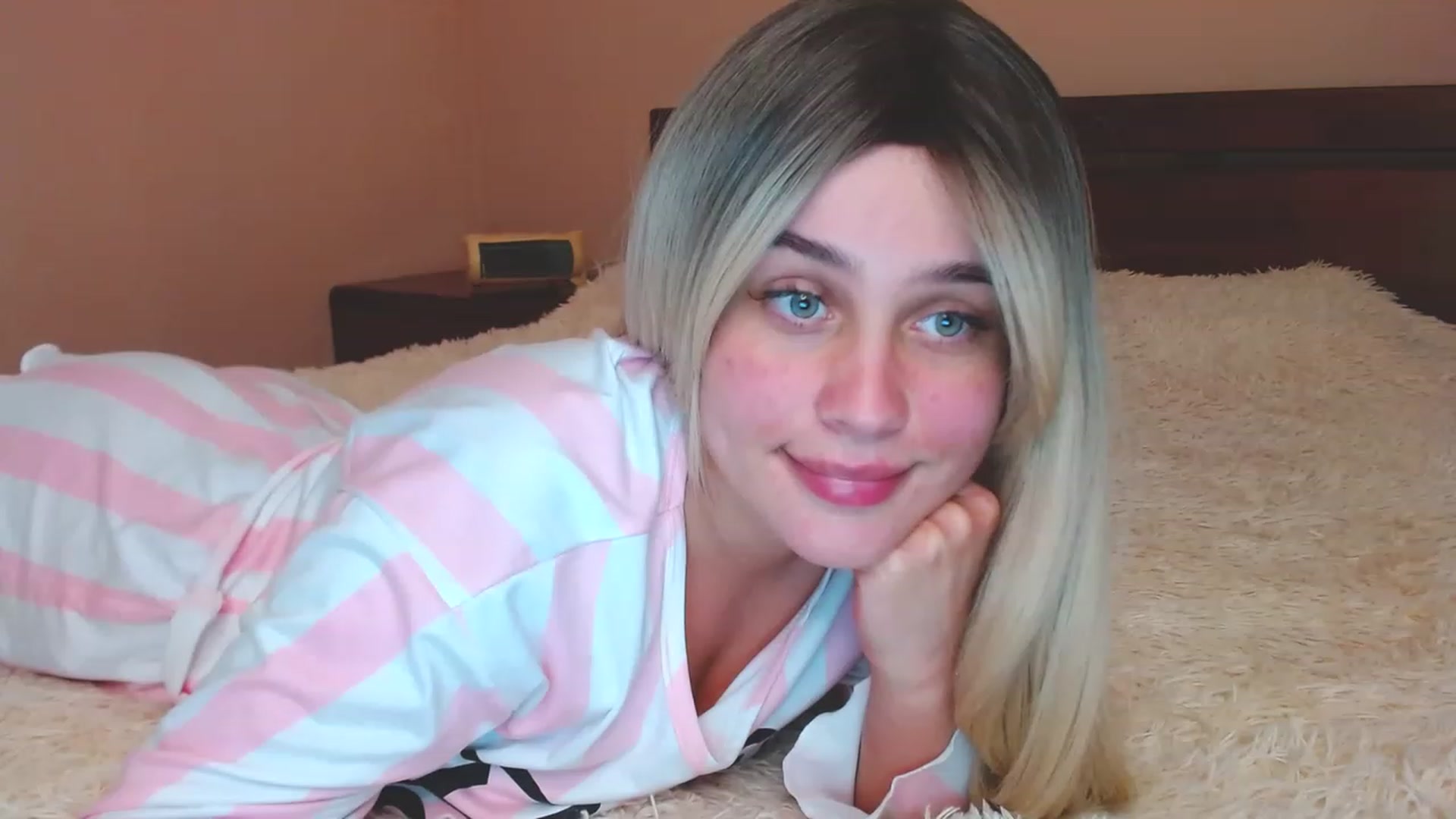 Gallery image thumbnail from Avery_Mills's myfreecams stream on, 04/28/2023, 18:20 image 5 of 20