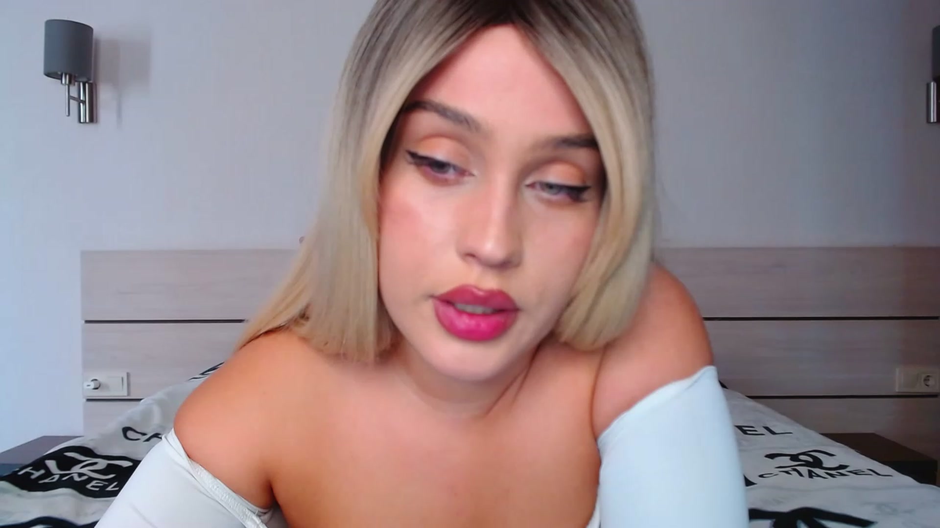 Gallery image thumbnail from Avery_Mills's myfreecams stream on, 04/29/2023, 14:36 image 18 of 20