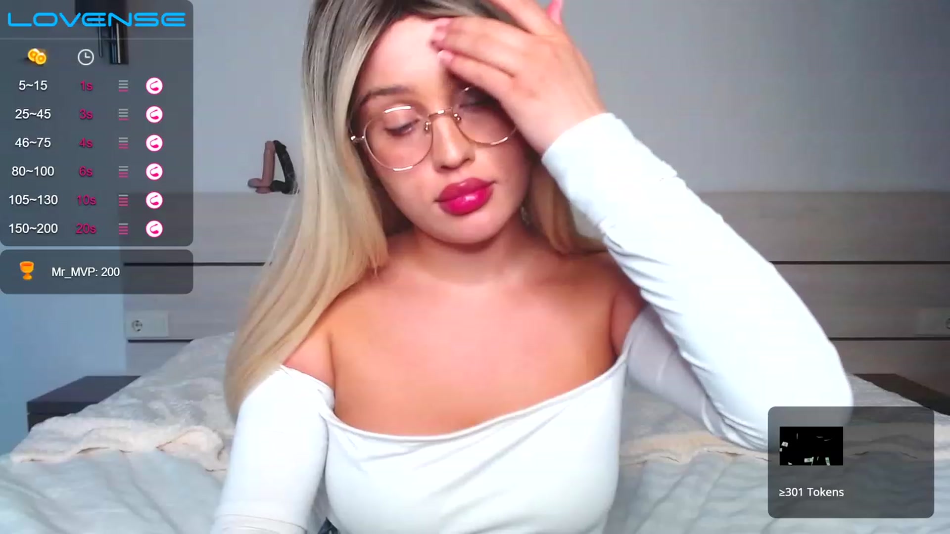 Gallery image thumbnail from Avery_Mills's myfreecams stream on, 05/02/2023, 16:10 image 7 of 20