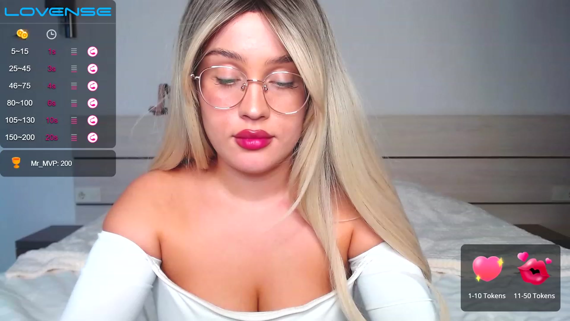 Gallery image thumbnail from Avery_Mills's myfreecams stream on, 05/02/2023, 16:10 image 13 of 20