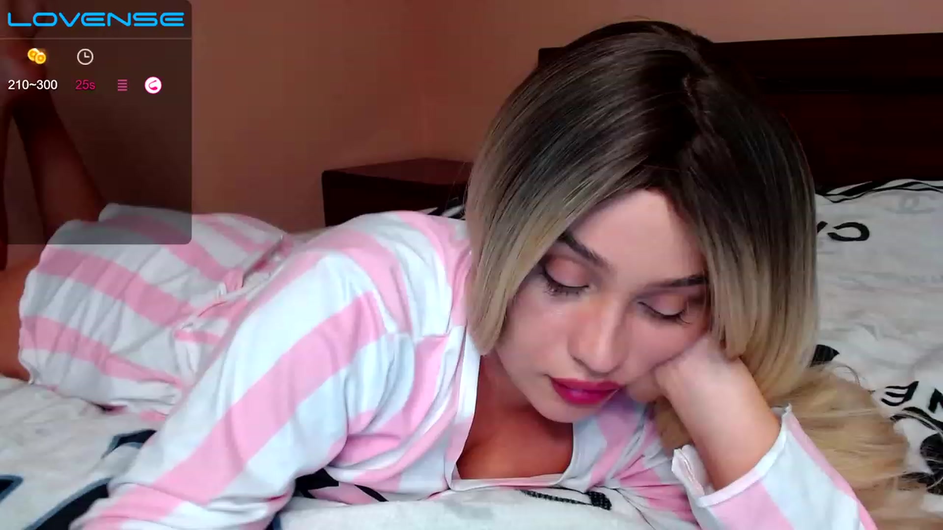 Gallery image thumbnail from Avery_Mills's myfreecams stream on, 05/03/2023, 17:11 image 1 of 20