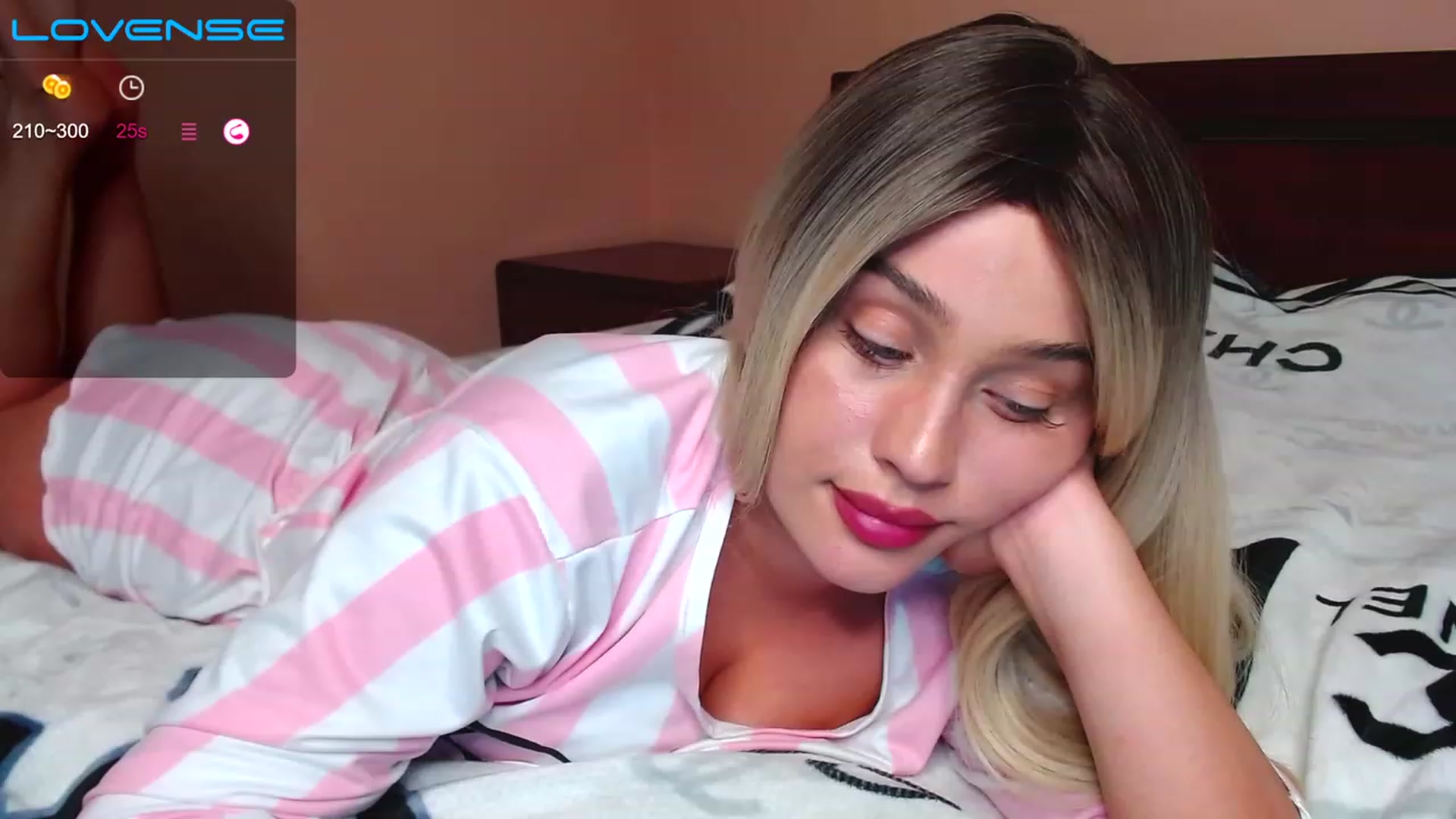 Gallery image thumbnail from Avery_Mills's myfreecams stream on, 05/03/2023, 17:11 image 10 of 20