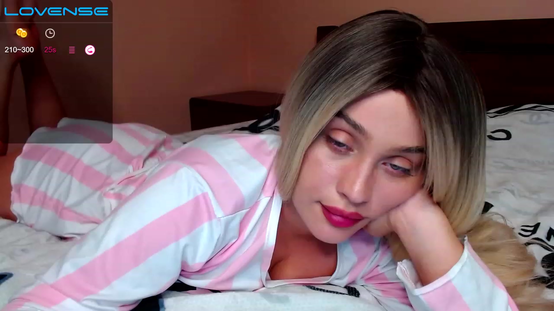 Gallery image thumbnail from Avery_Mills's myfreecams stream on, 05/03/2023, 17:11 image 2 of 20