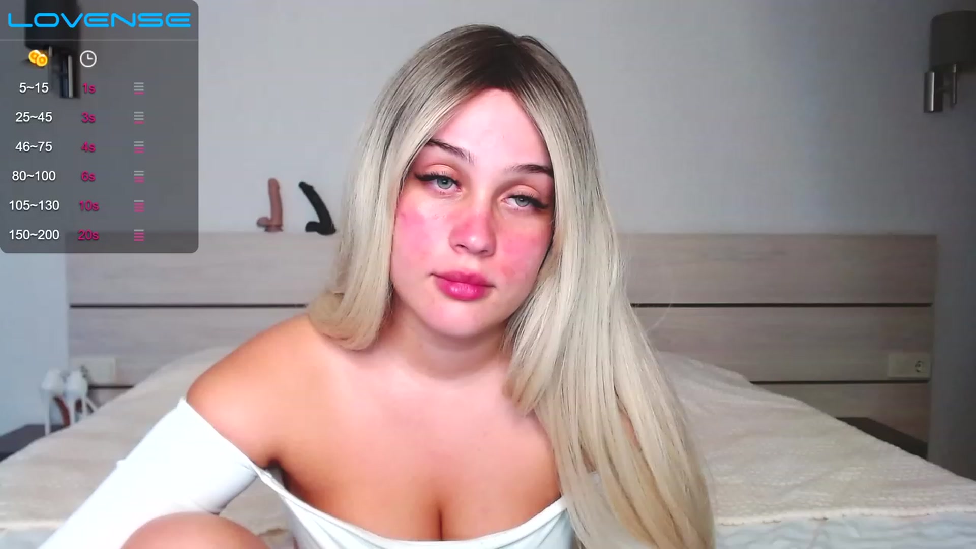 Gallery image thumbnail from Avery_Mills's myfreecams stream on, 05/05/2023, 16:51 image 8 of 20