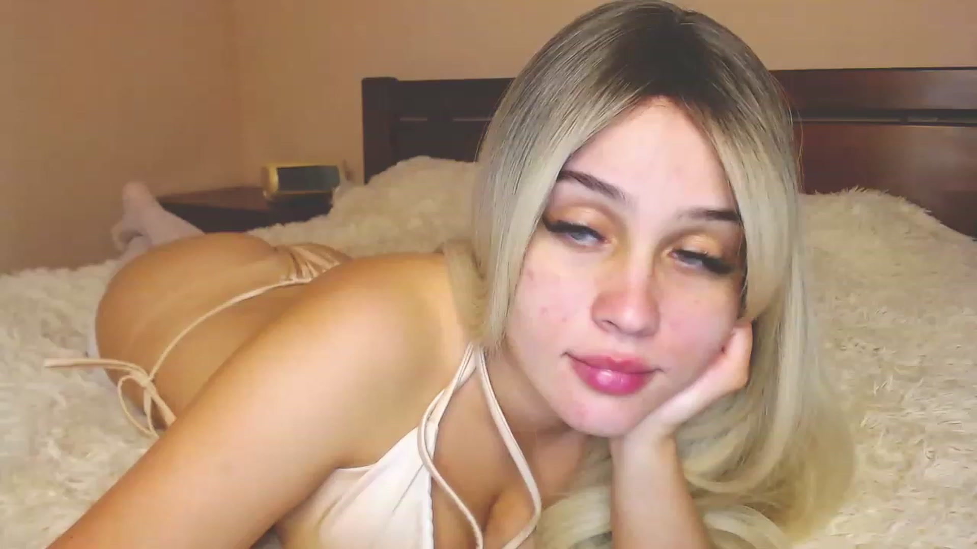 Gallery image thumbnail from Avery_Mills's myfreecams stream on, 06/05/2023, 19:19 image 9 of 20