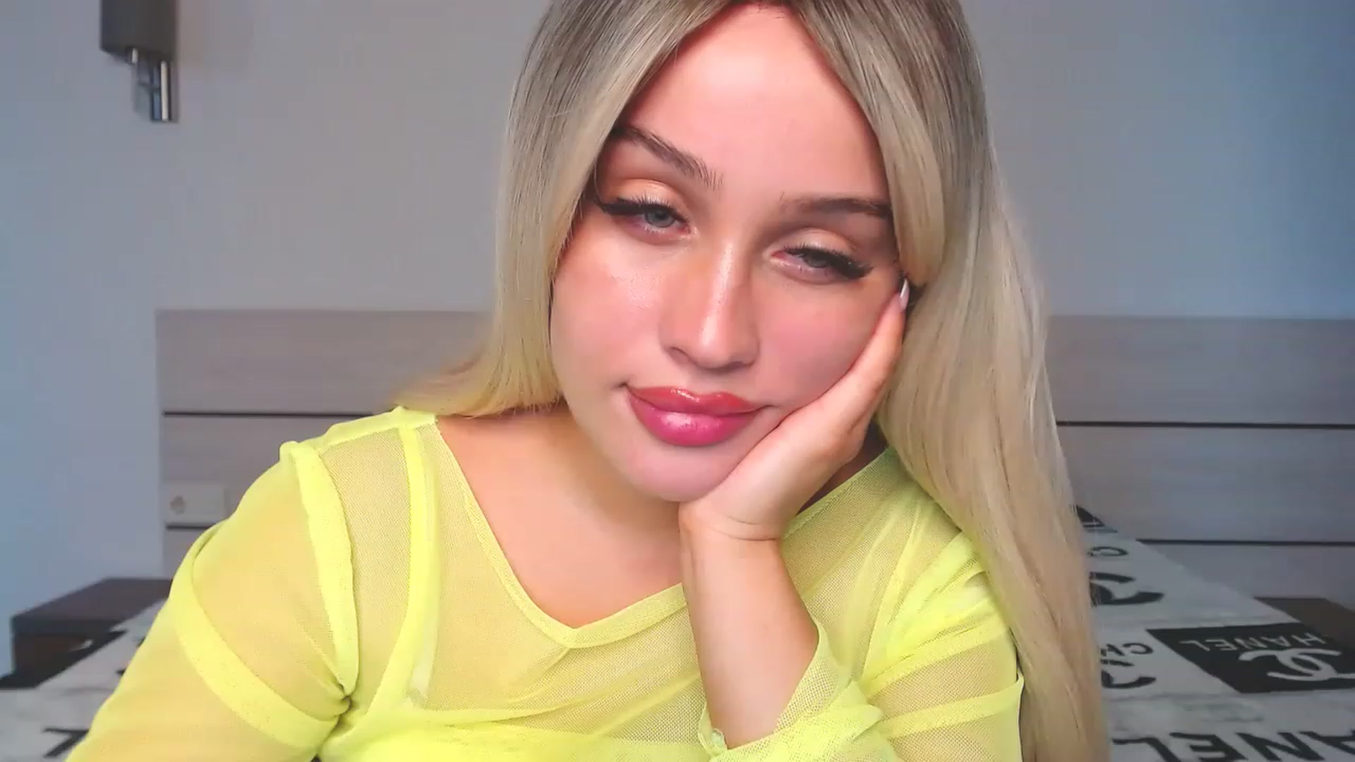 Gallery image thumbnail from Avery_Mills's myfreecams stream on, 06/07/2023, 16:31 image 19 of 20