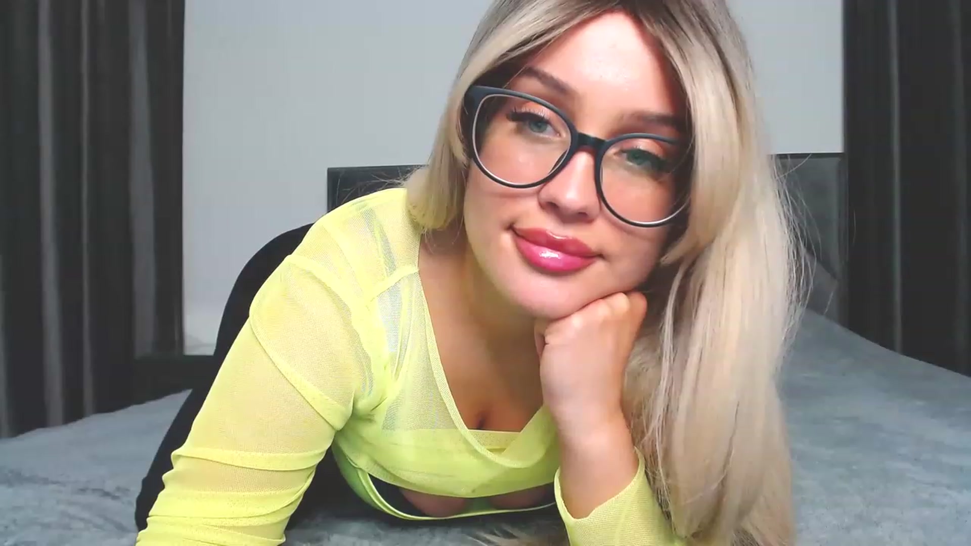Gallery image thumbnail from Avery_Mills's myfreecams stream on, 06/17/2023, 19:53 image 12 of 20