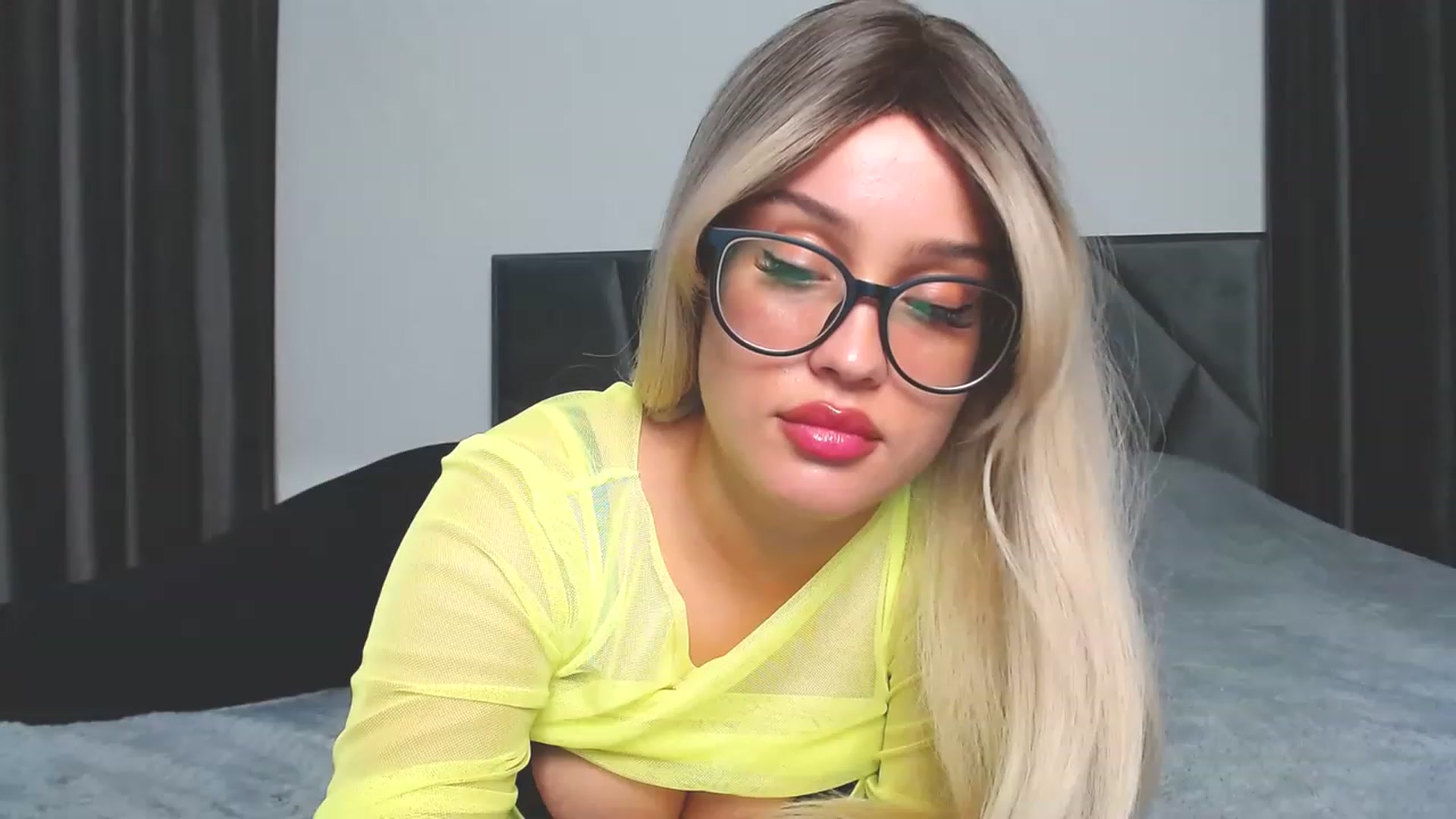 Gallery image thumbnail from Avery_Mills's myfreecams stream on, 06/17/2023, 19:53 image 7 of 20