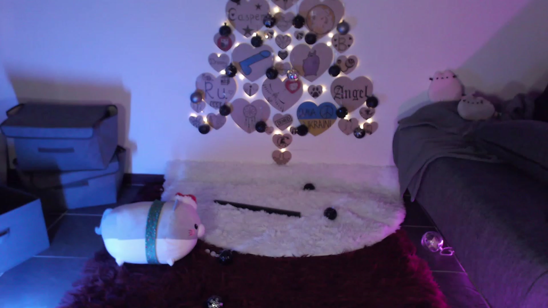 Gallery image thumbnail from Avoid's myfreecams stream on, 11/24/2023, 02:51 image 19 of 20