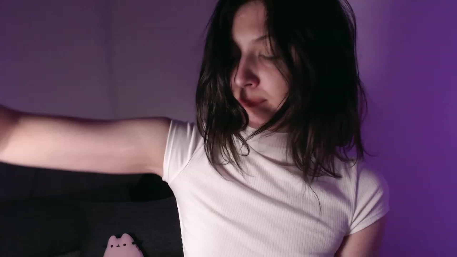 Gallery image thumbnail from Avoid's myfreecams stream on, 11/26/2023, 03:42 image 13 of 20