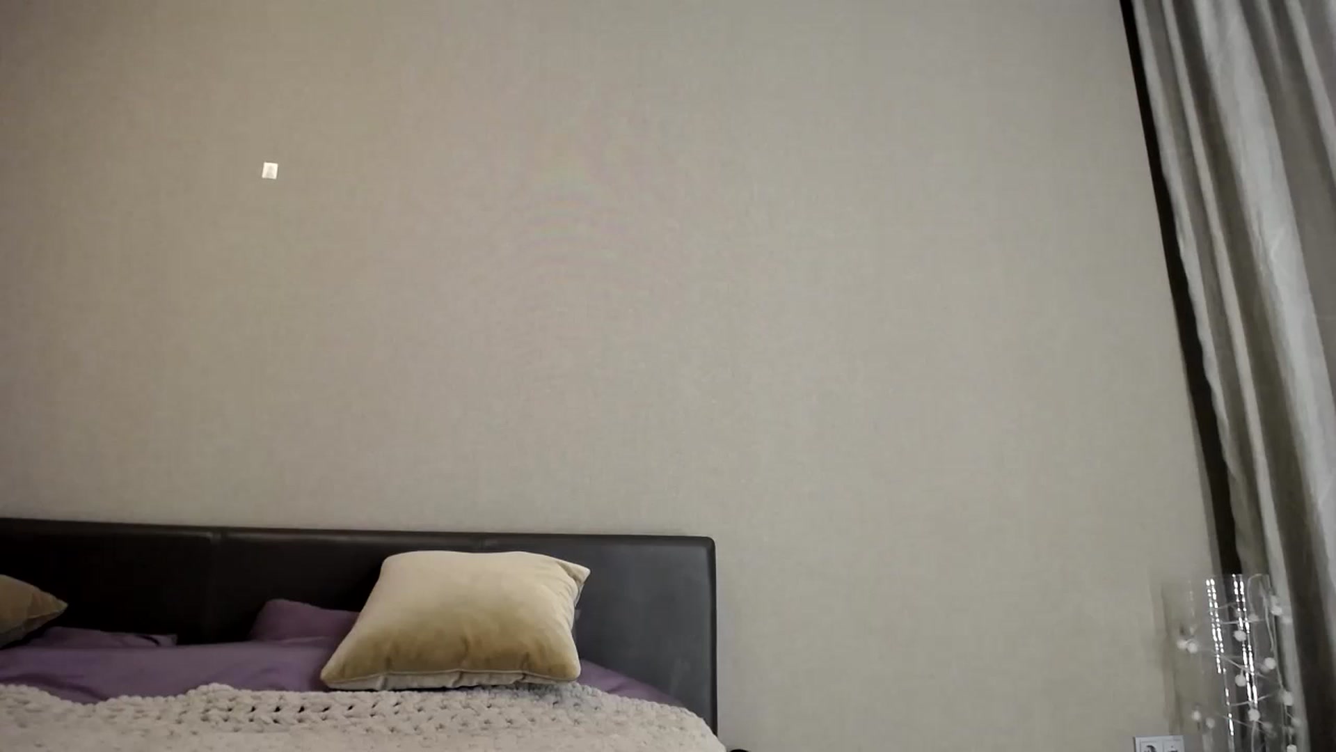 Gallery image thumbnail from AvrilDollX's myfreecams stream on, 12/02/2022, 20:23 image 12 of 20